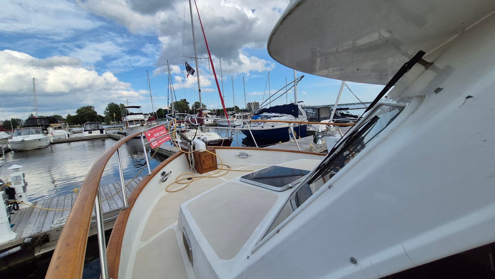 1985 Ocean Alexander 38 Double Cabin - Photo 6