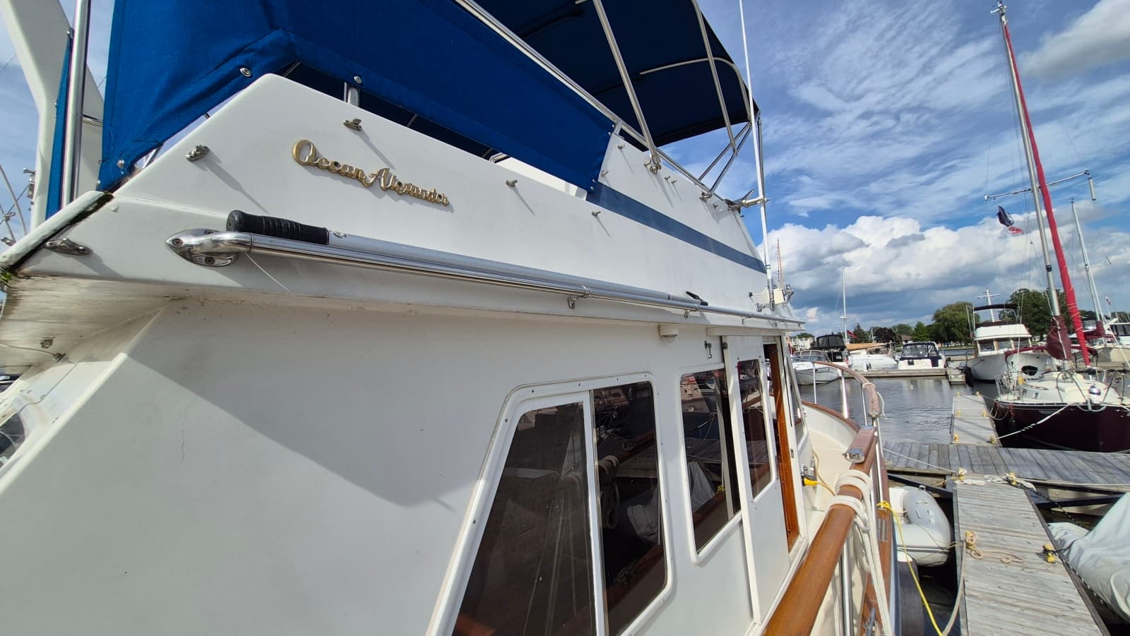 1985 Ocean Alexander 38 Double Cabin - Photo 38