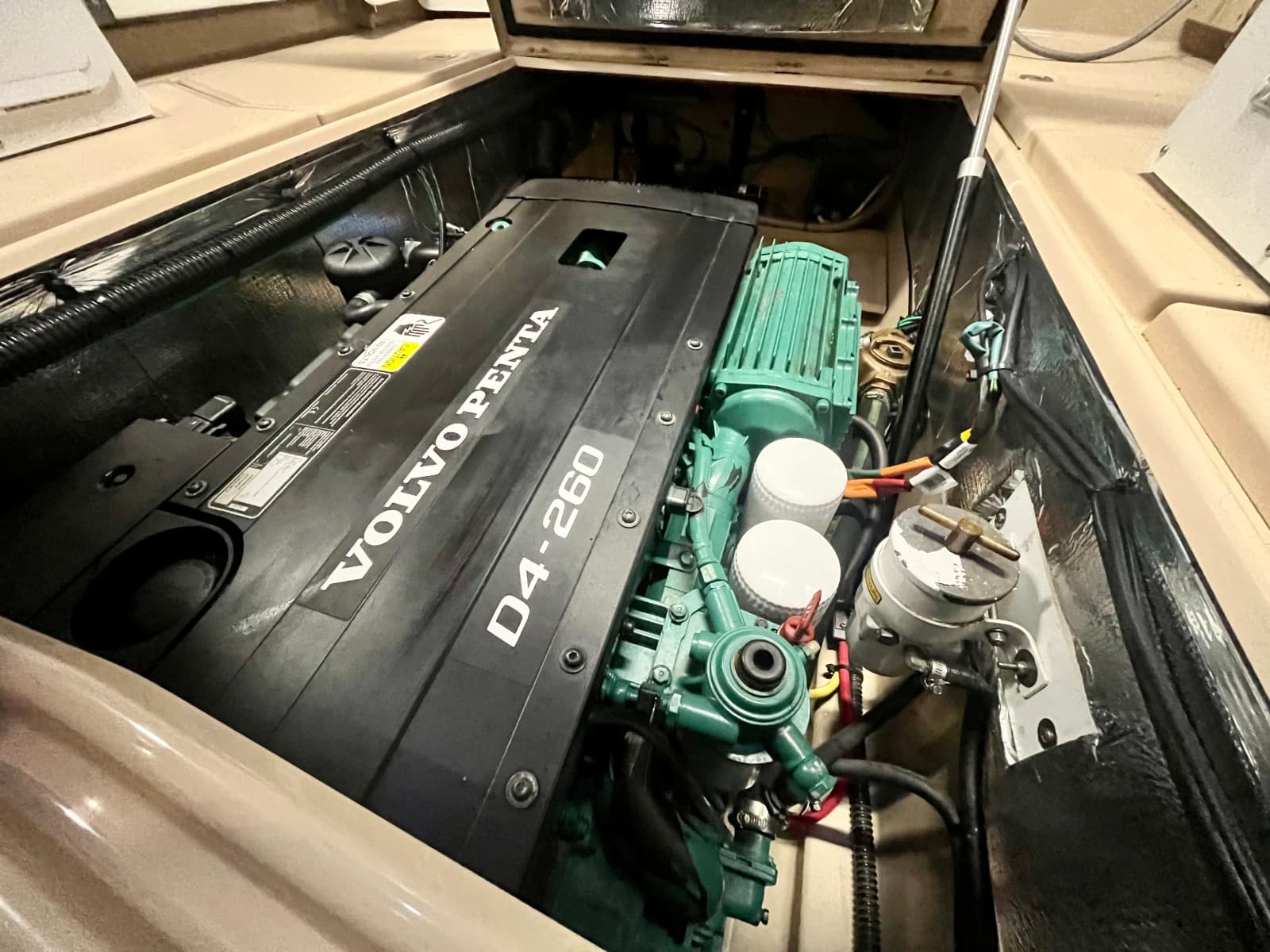 2017 Cutwater C-28 - Photo 38