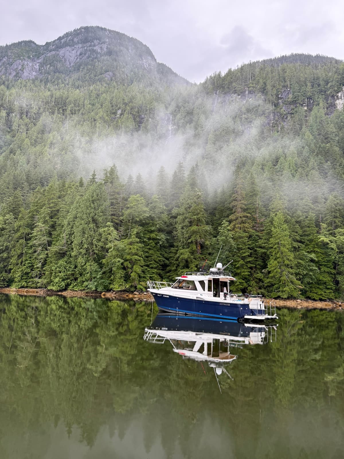 2017 Cutwater C-28 - Photo 7
