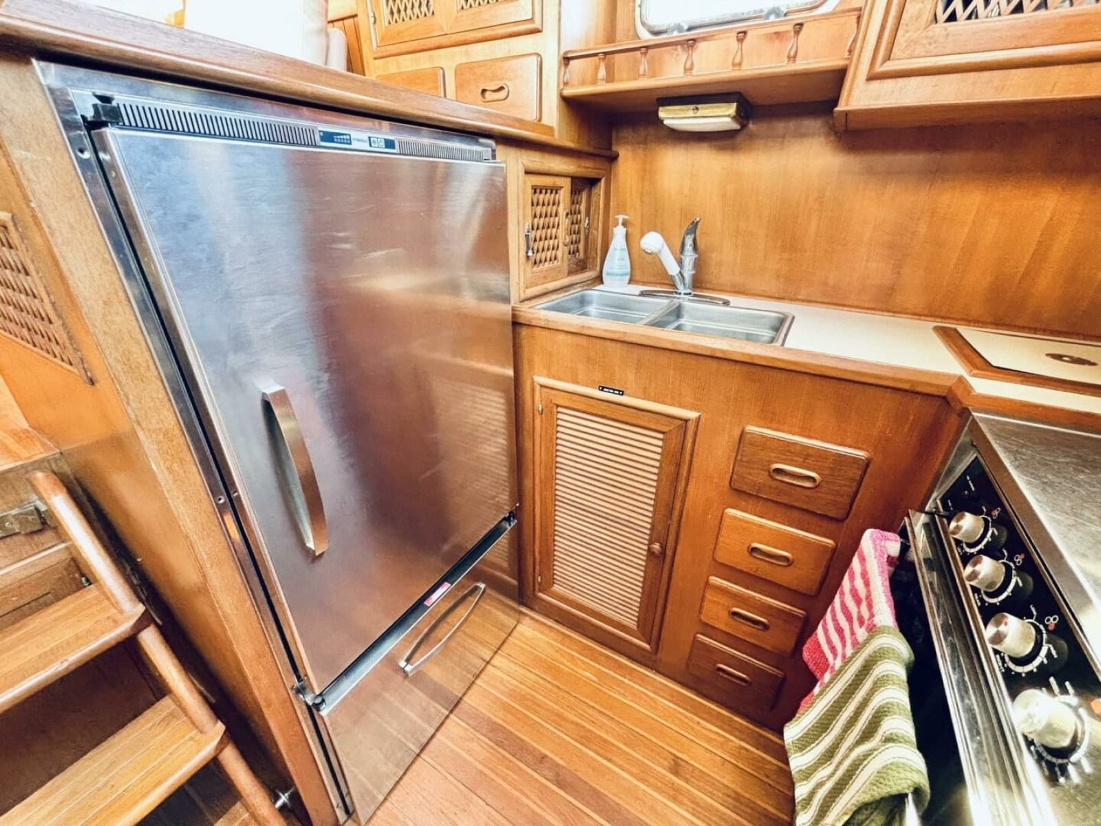 1987 Bestway Labelle 40 - Photo 56