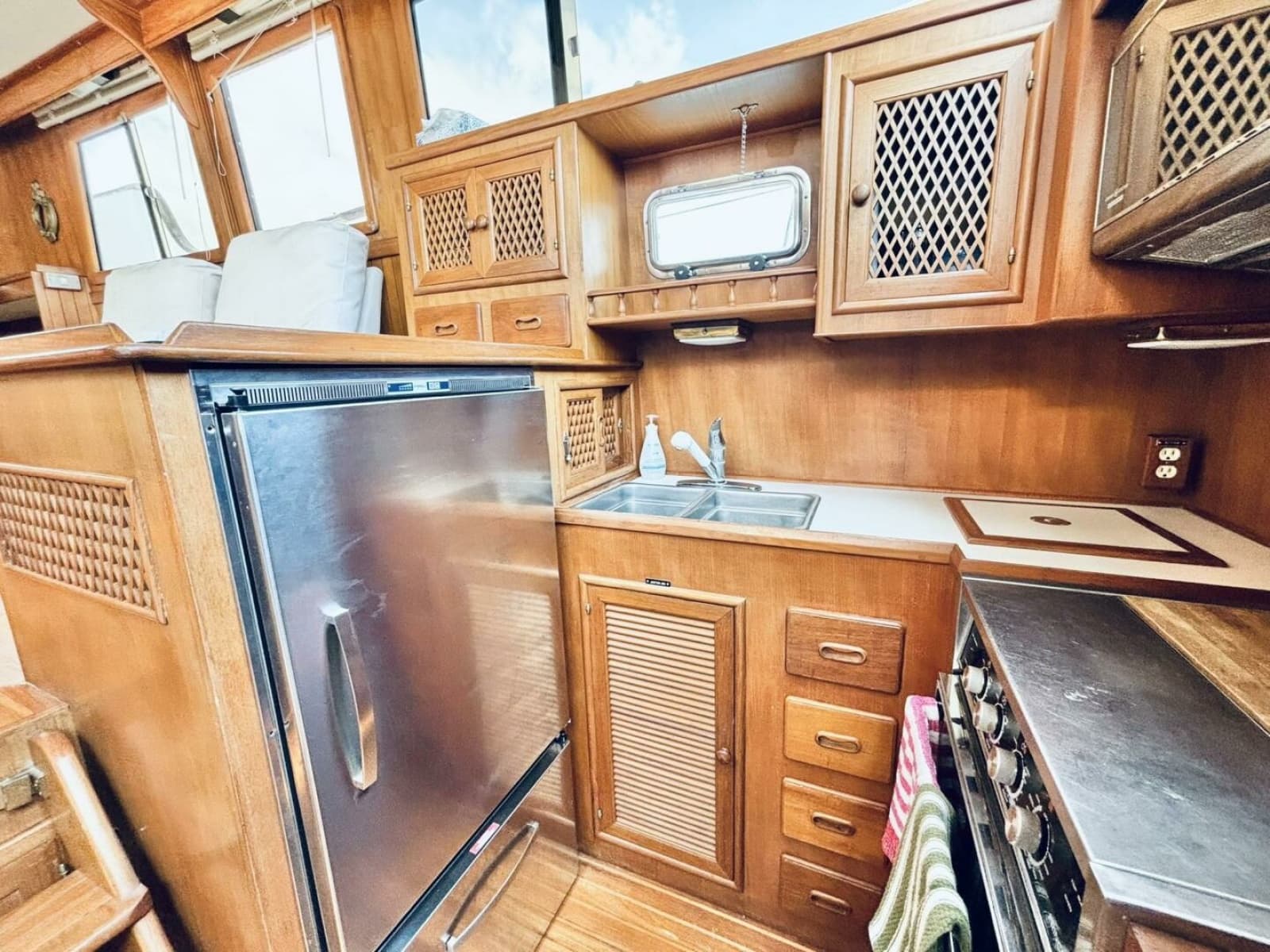 1987 Bestway Labelle 40 - Photo 57