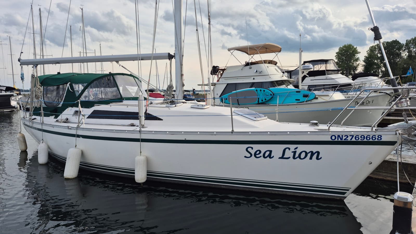 1988 Canadian Sailcraft CS 36 MERLIN - Photo 2