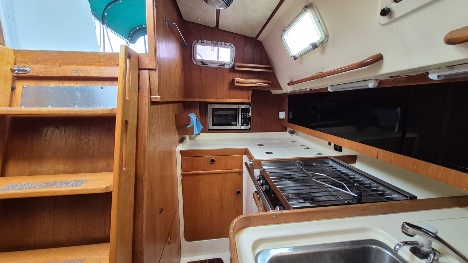 1988 Canadian Sailcraft CS 36 MERLIN - Photo 25
