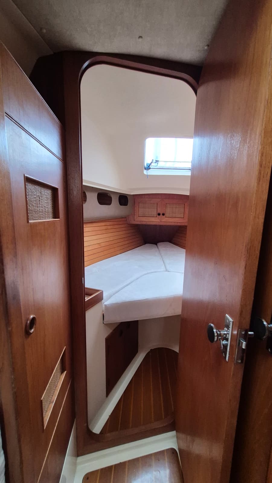 1988 Canadian Sailcraft CS 36 MERLIN - Photo 34