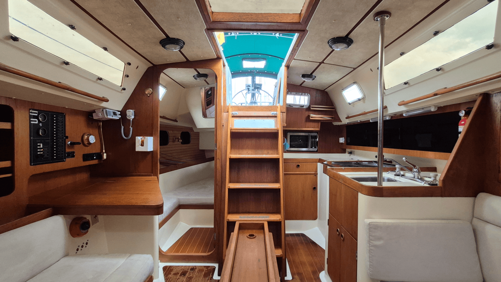 1988 Canadian Sailcraft CS 36 MERLIN - Photo 32