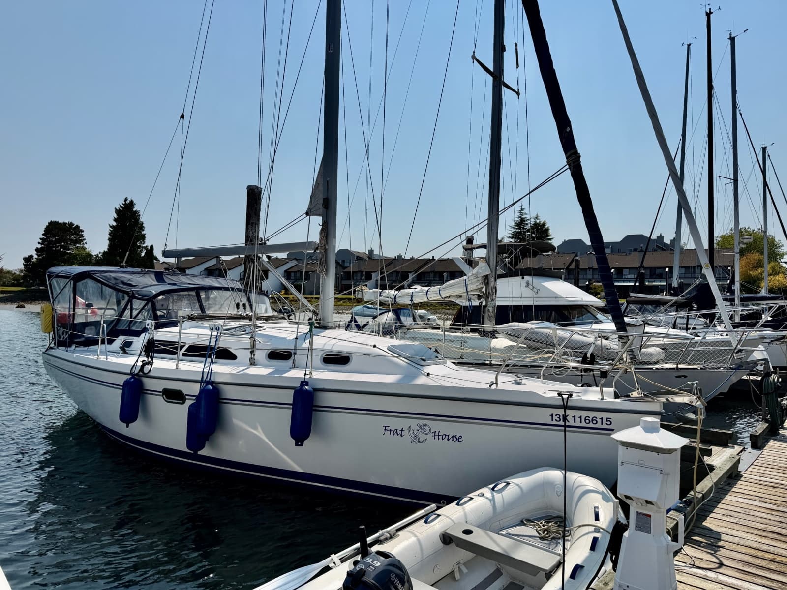 2003 Catalina 350 - Photo 1