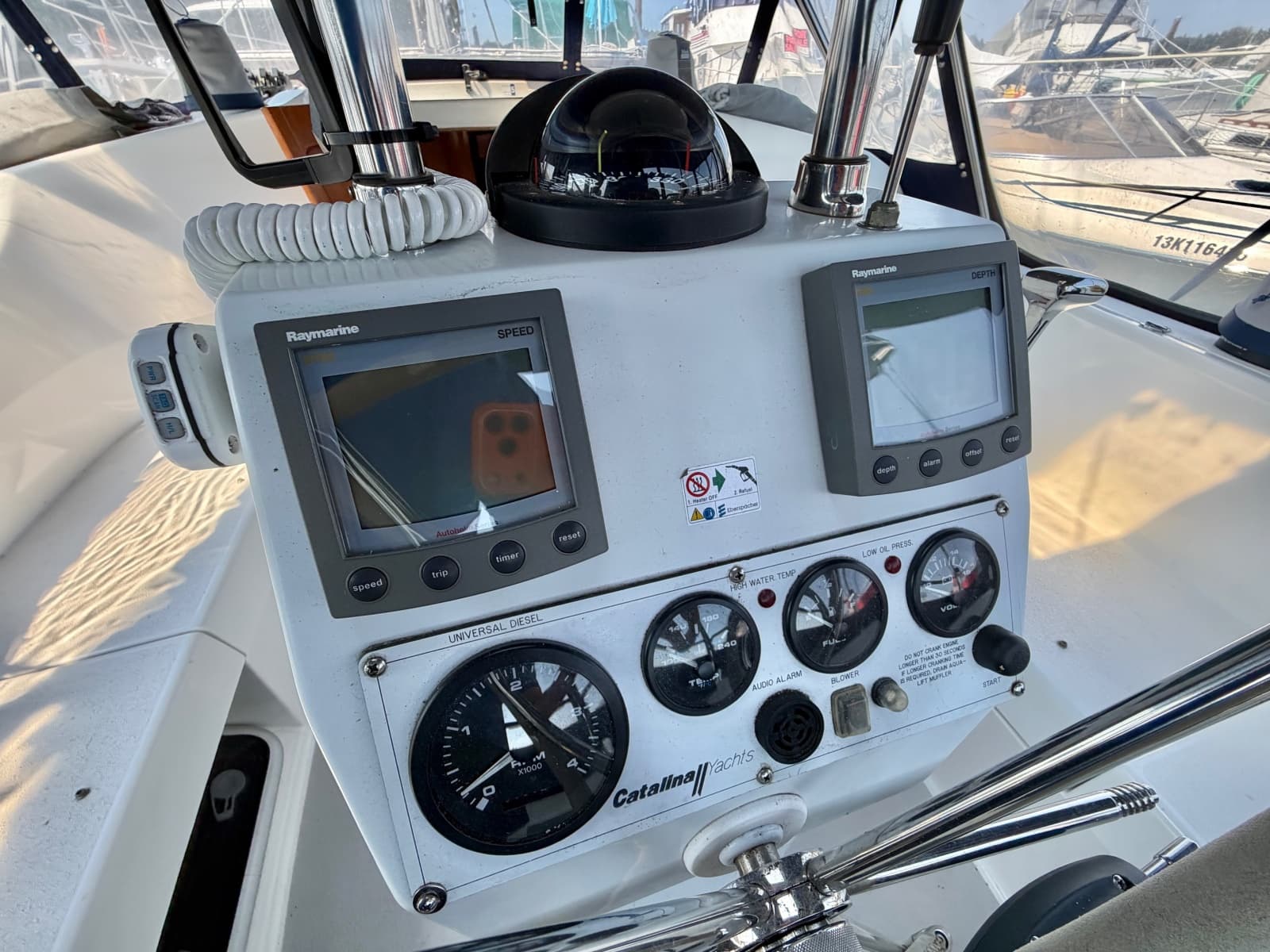 2003 Catalina 350 - Photo 16
