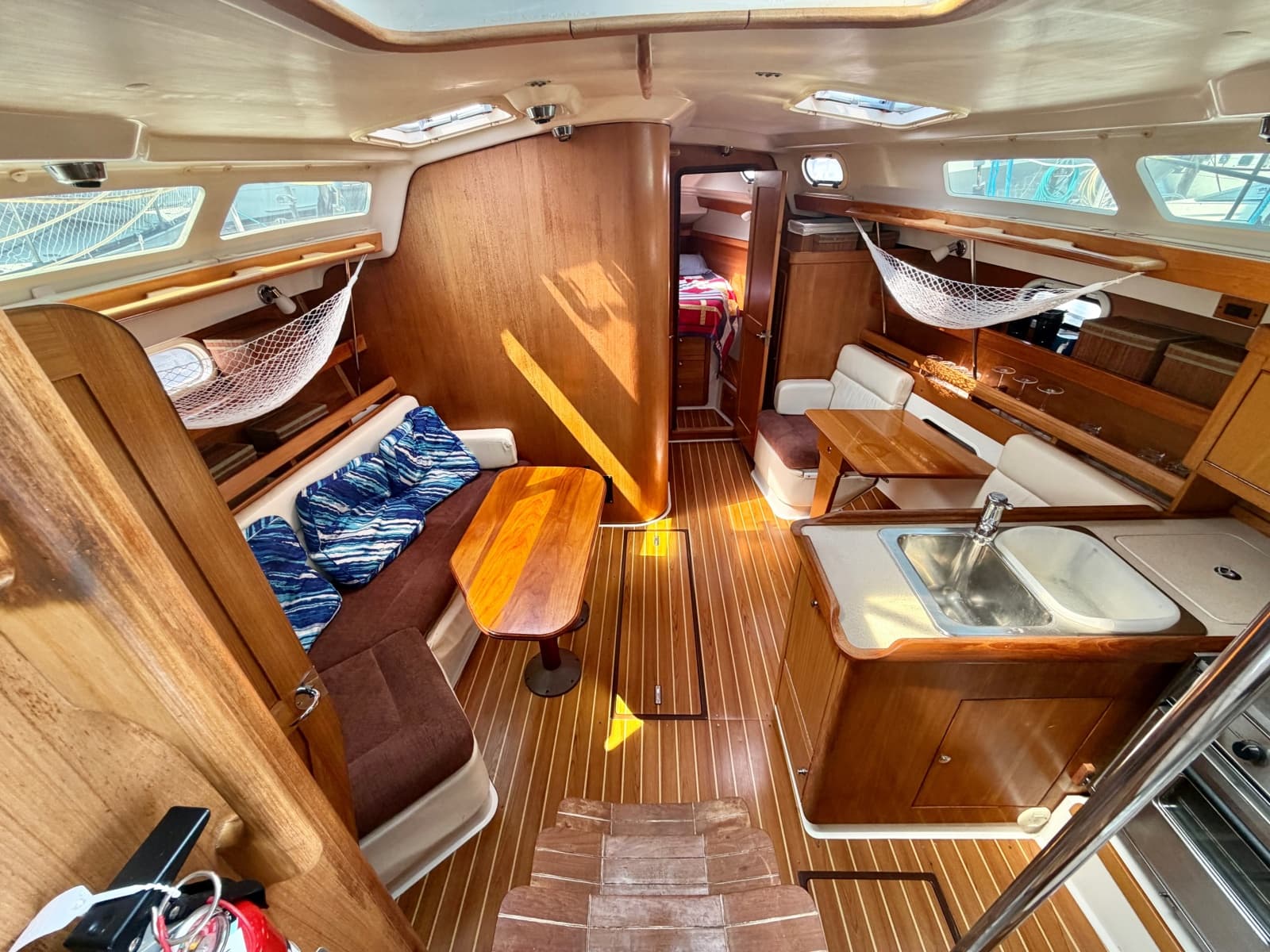 2003 Catalina 350 - Photo 18
