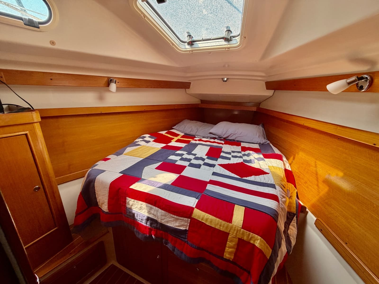 2003 Catalina 350 - Photo 40