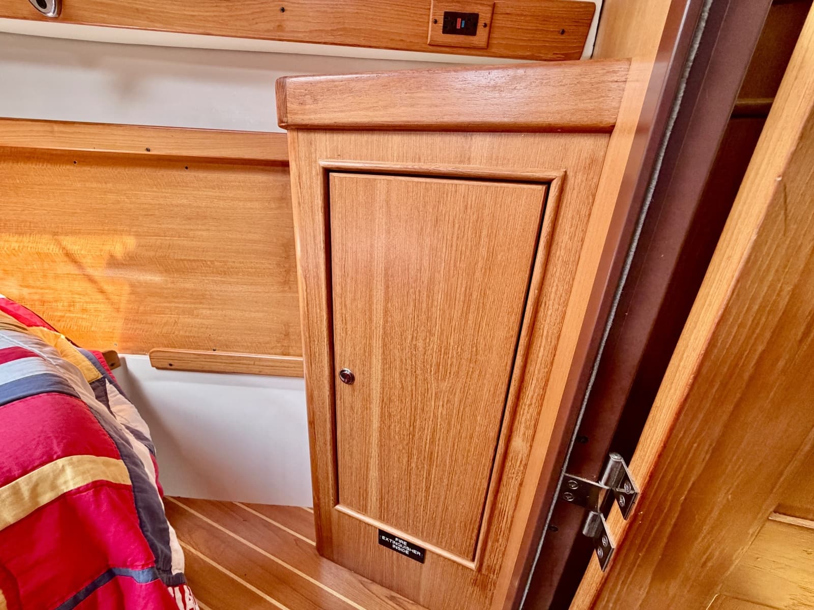 2003 Catalina 350 - Photo 41