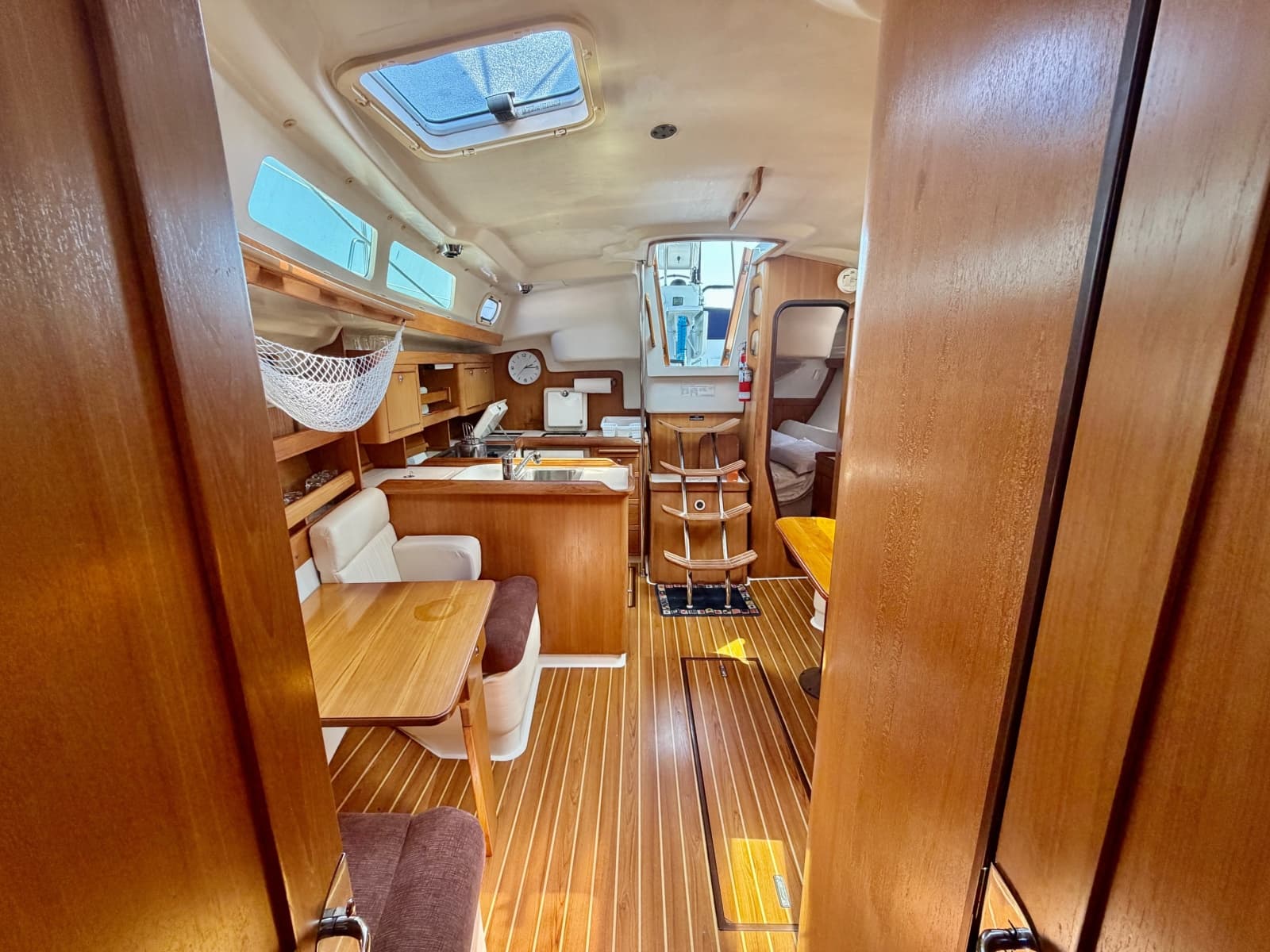 2003 Catalina 350 - Photo 43