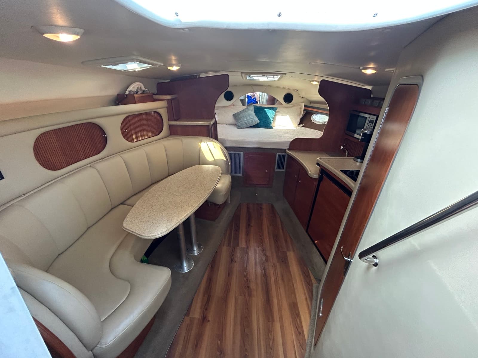2006 Rinker 320 - Photo 17
