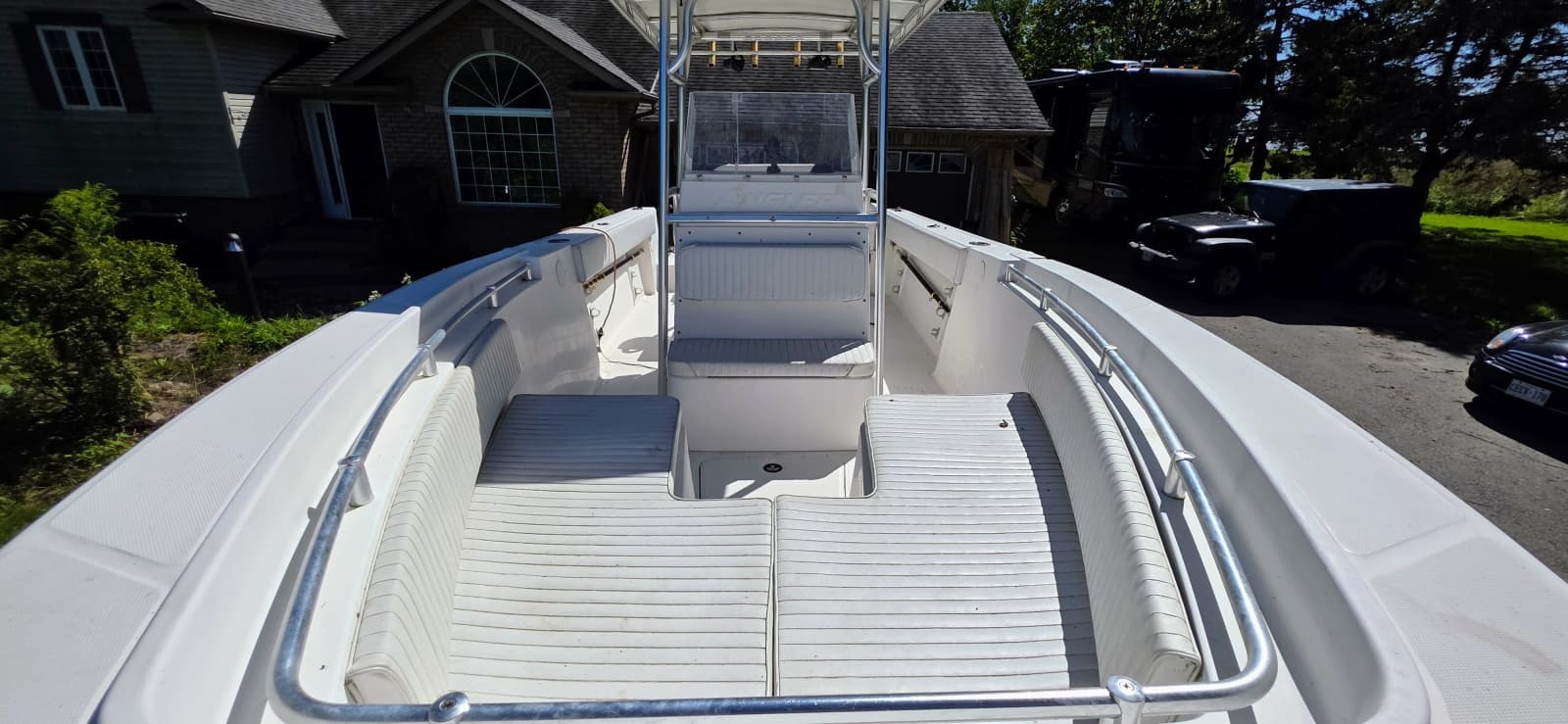 2005 Angler 2700 CC - Photo 15
