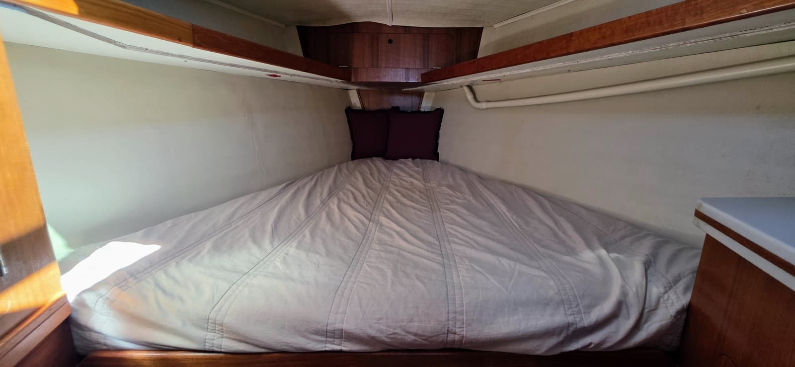 1988 Hunter 37 Legend - Photo 14