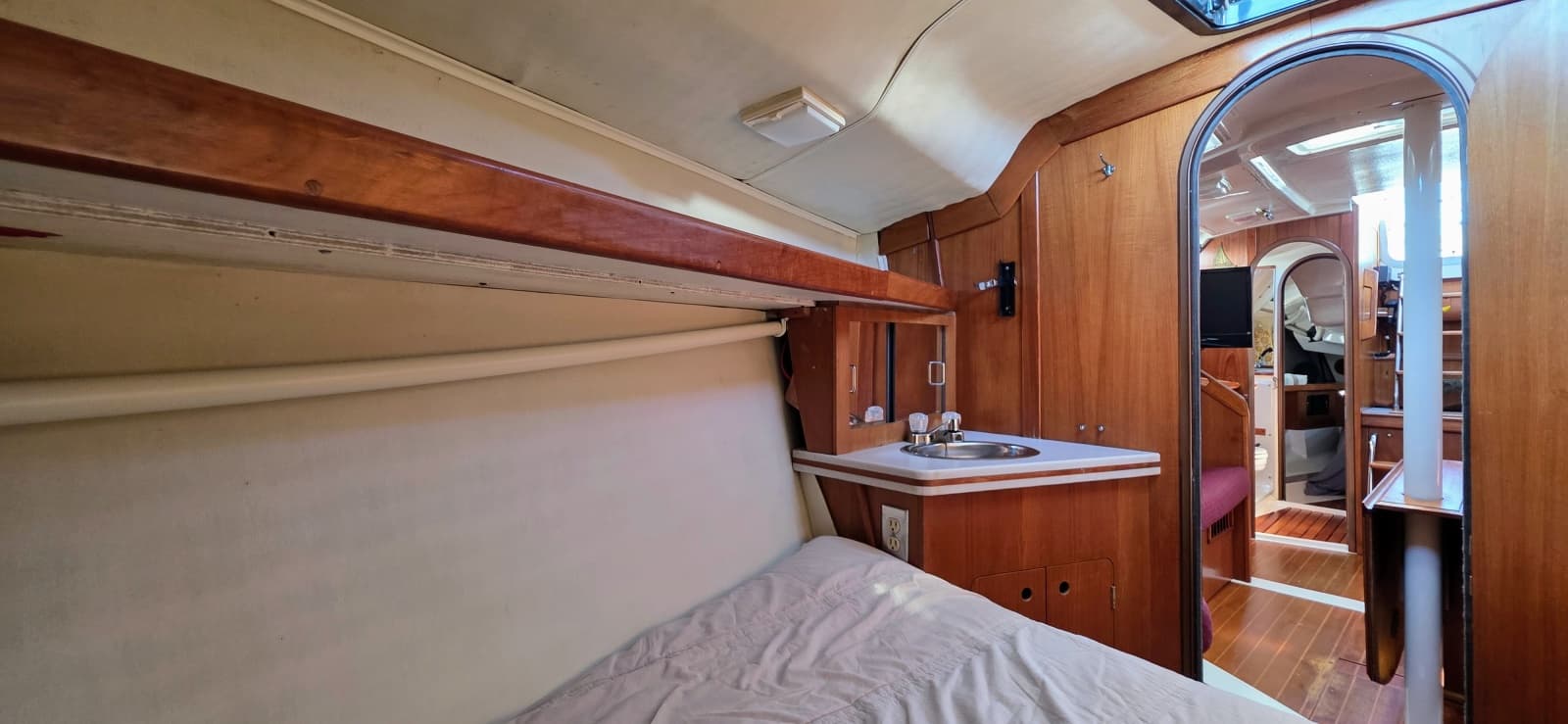 1988 Hunter 37 Legend - Photo 16