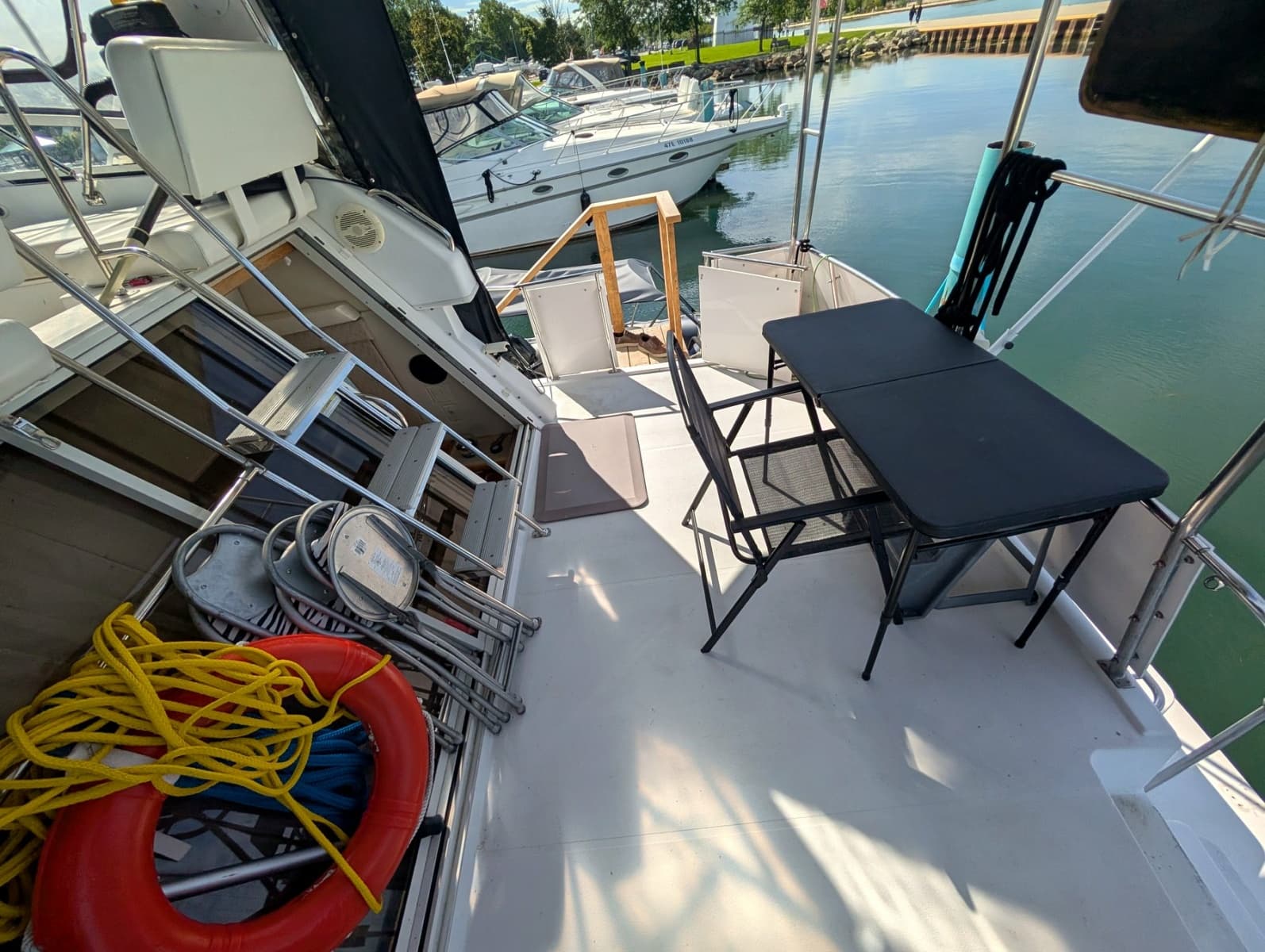 2001 Carver 326 Aft Cabin - Photo 15