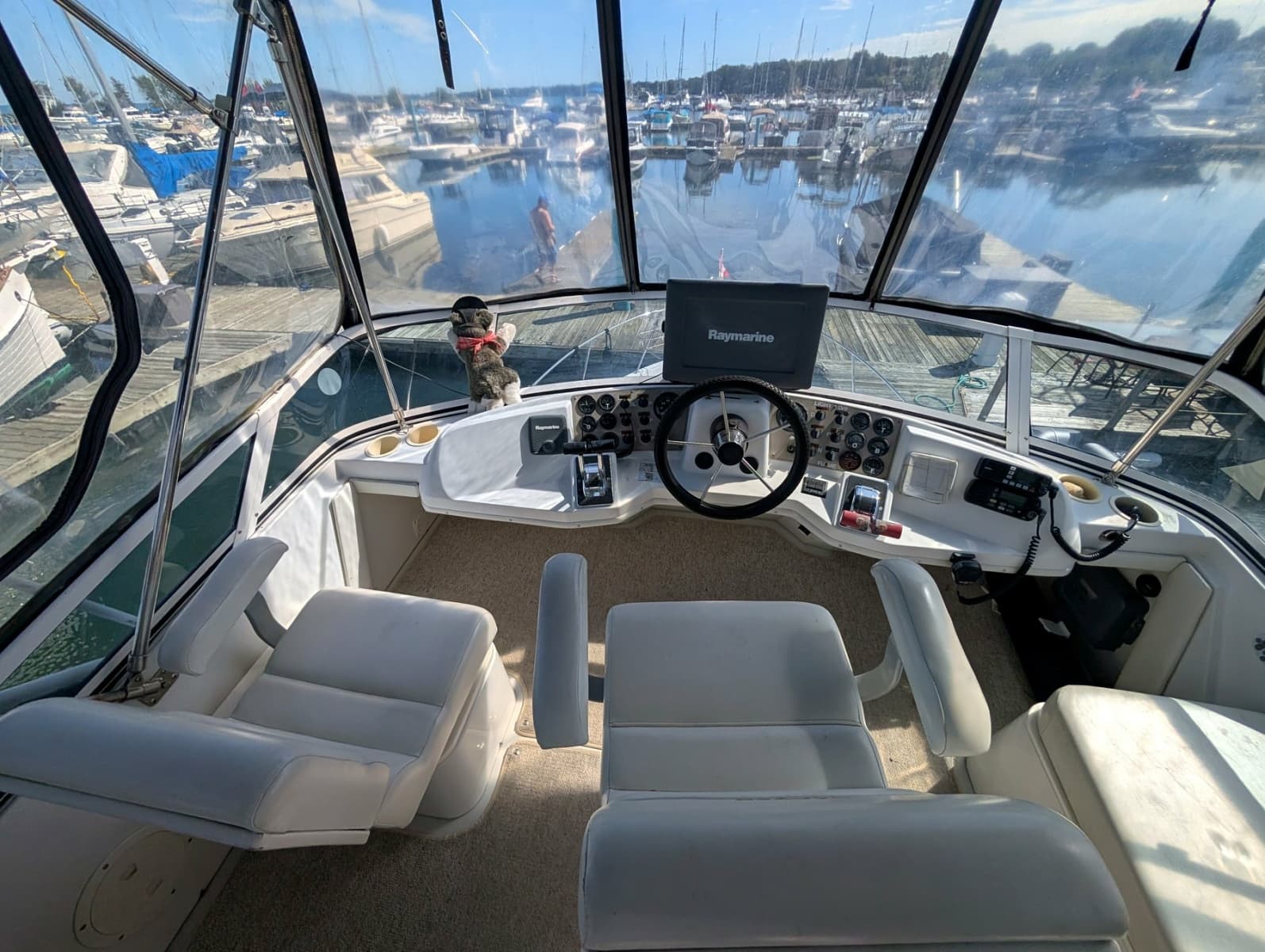 2001 Carver 326 Aft Cabin - Photo 19