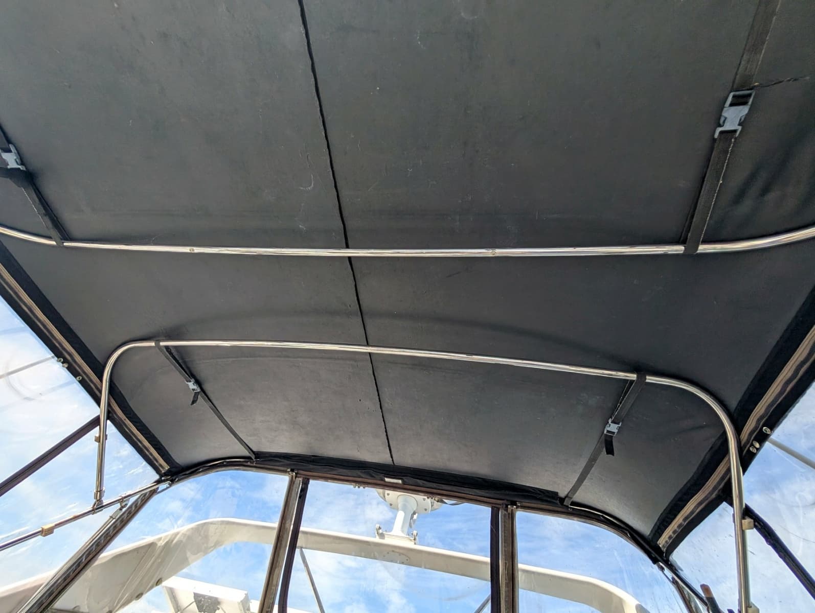 2001 Carver 326 Aft Cabin - Photo 24