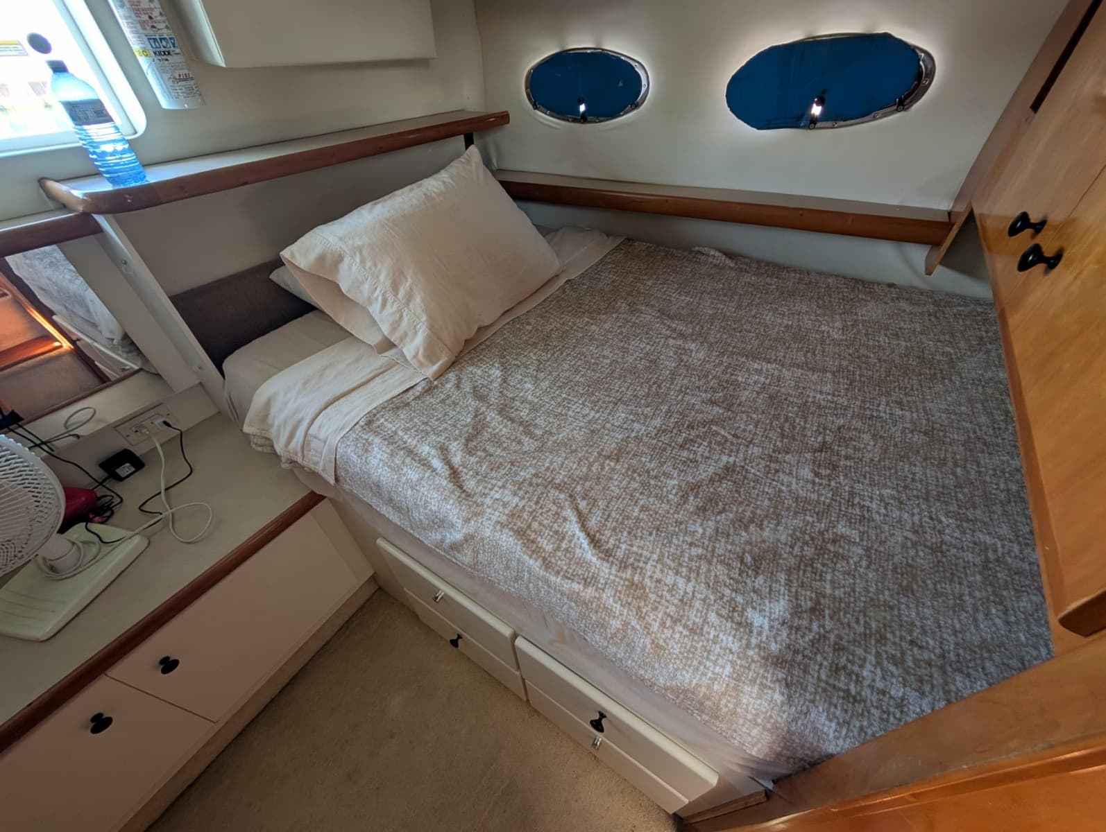 2001 Carver 326 Aft Cabin - Photo 62