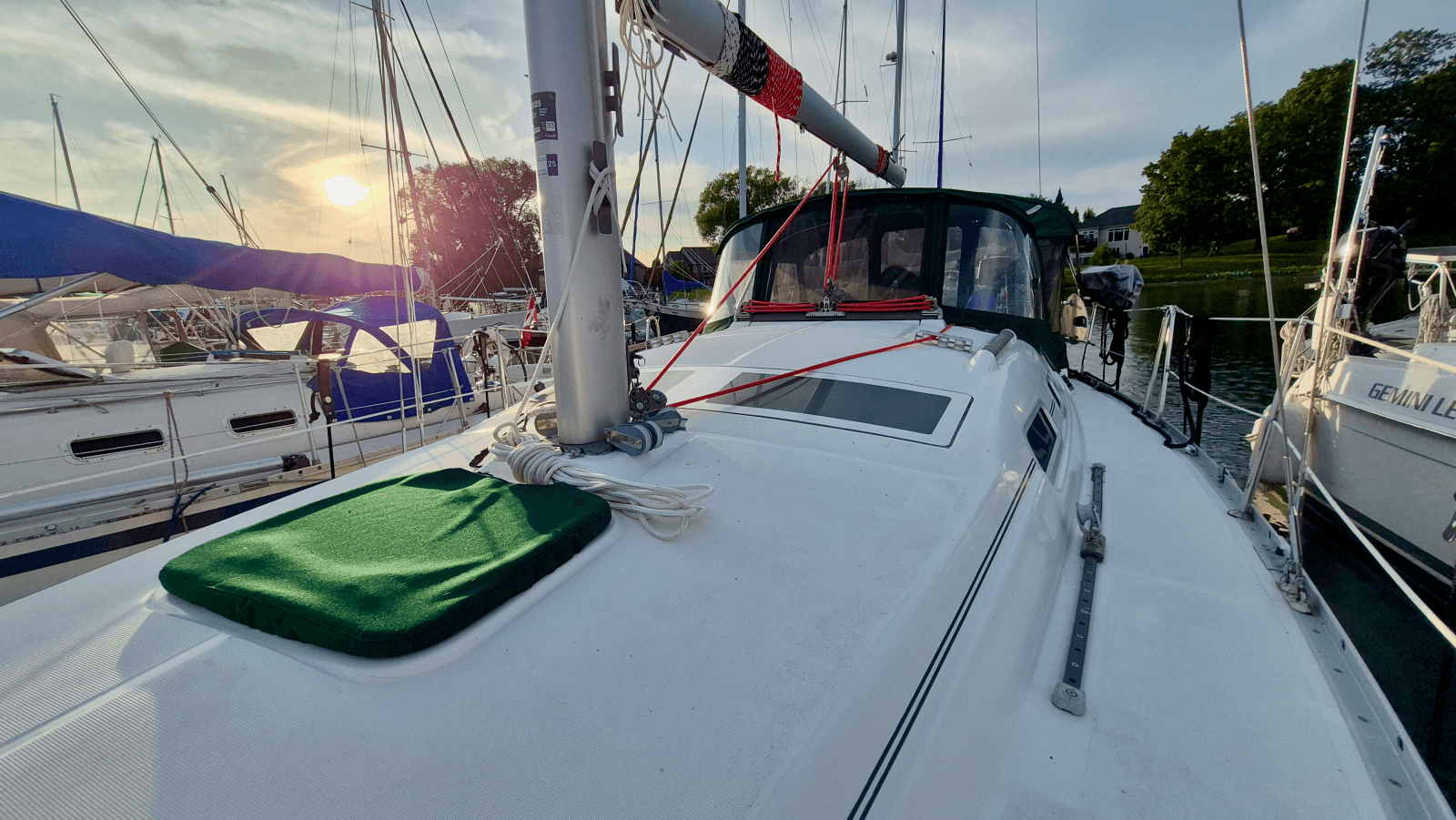 2005 Beneteau 323 - Photo 13