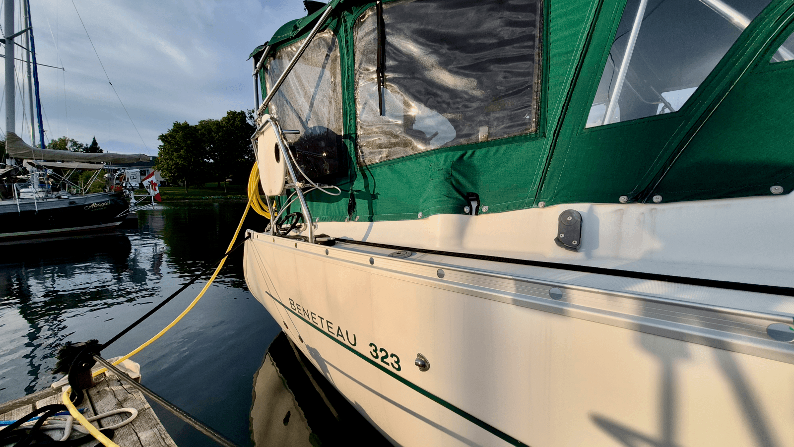 2005 Beneteau 323 - Photo 19