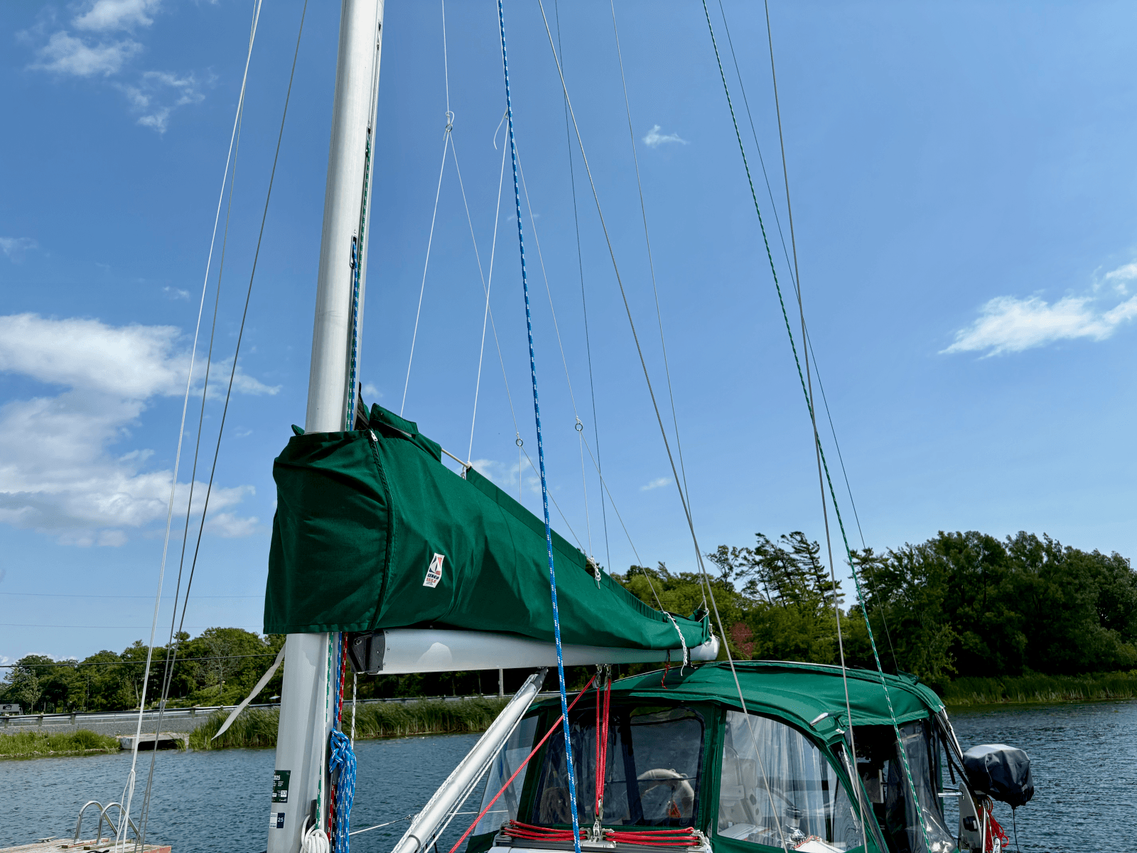 2005 Beneteau 323 - Photo 20