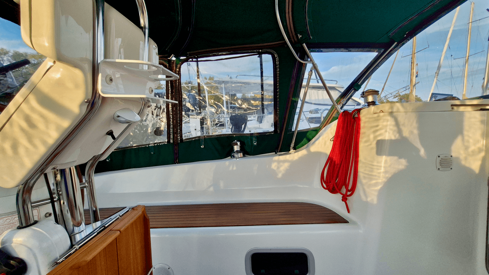 2005 Beneteau 323 - Photo 35