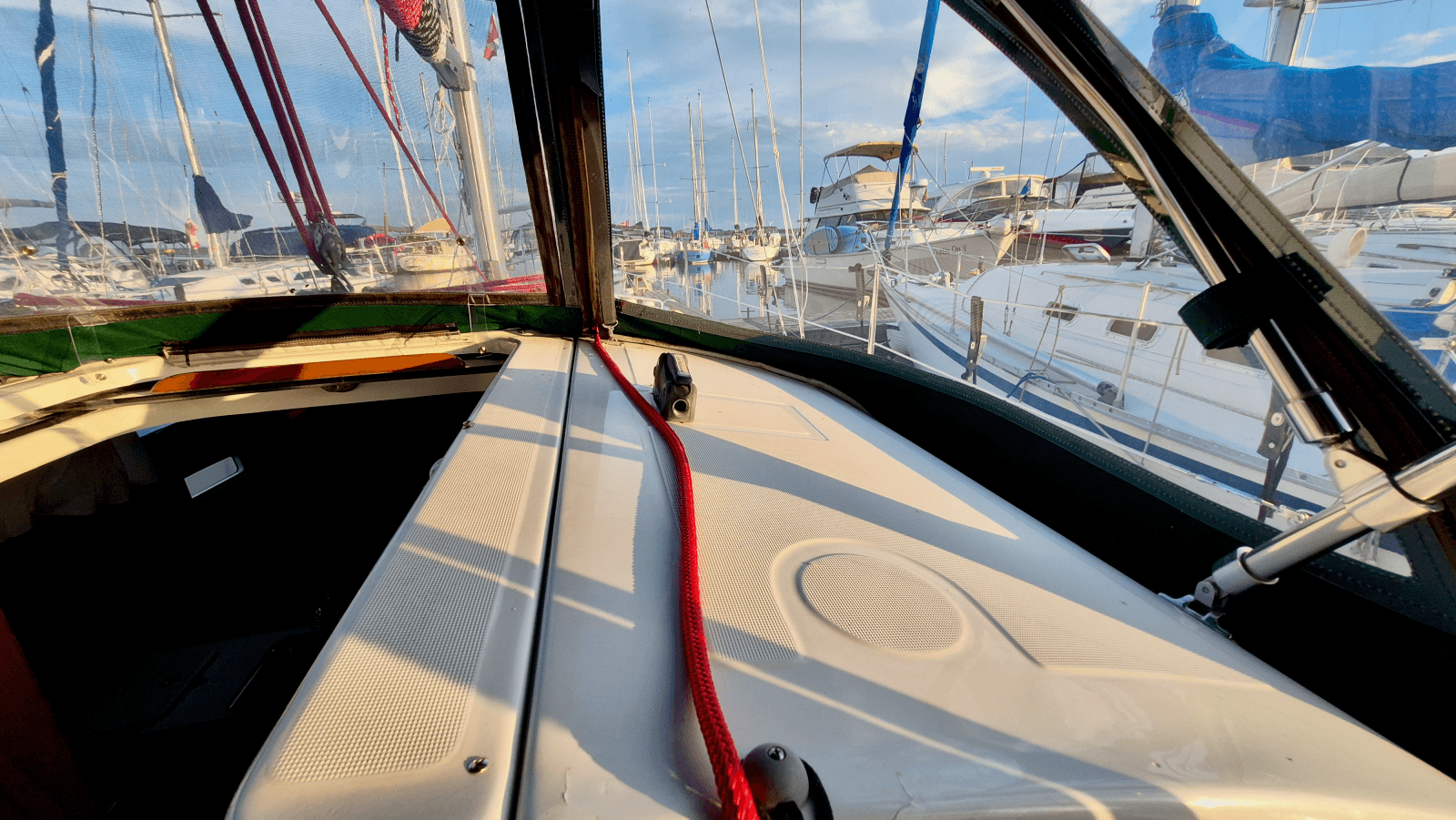 2005 Beneteau 323 - Photo 37