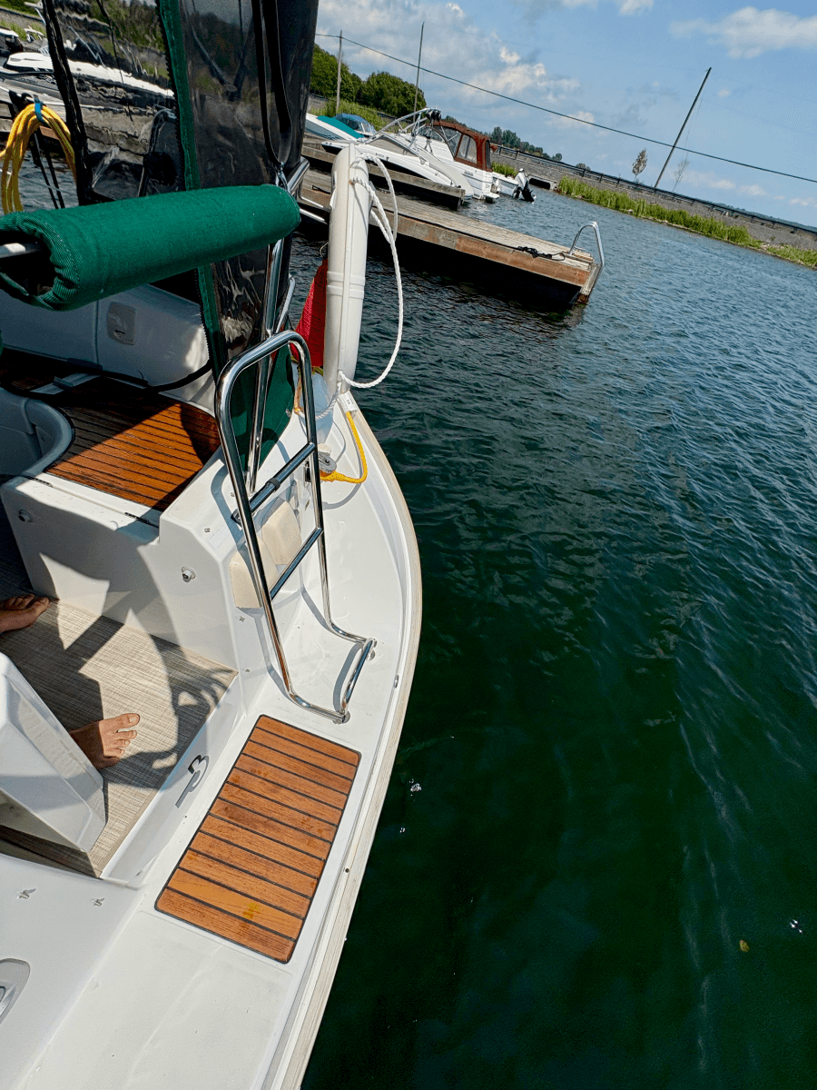 2005 Beneteau 323 - Photo 38