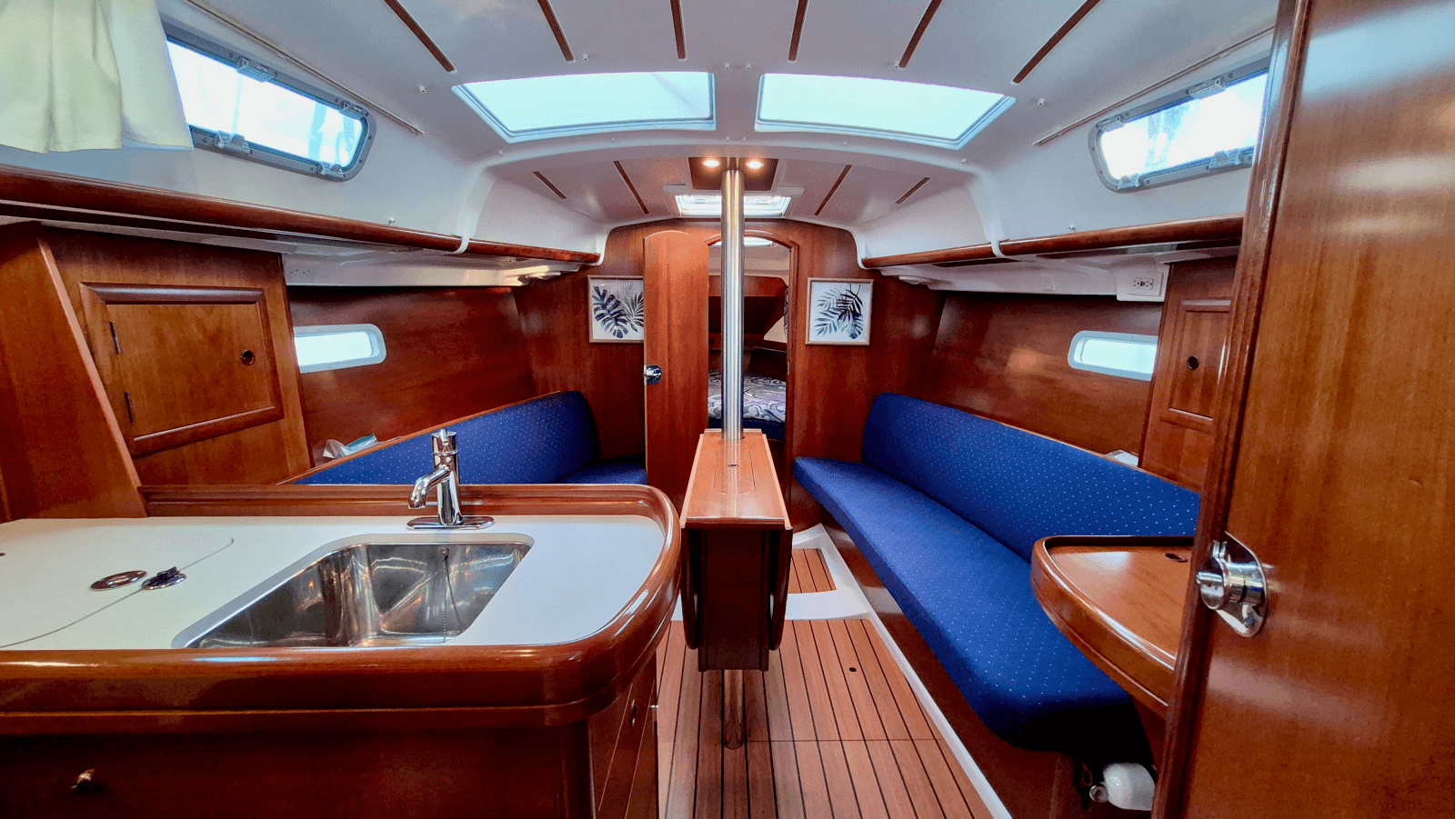2005 Beneteau 323 - Photo 46