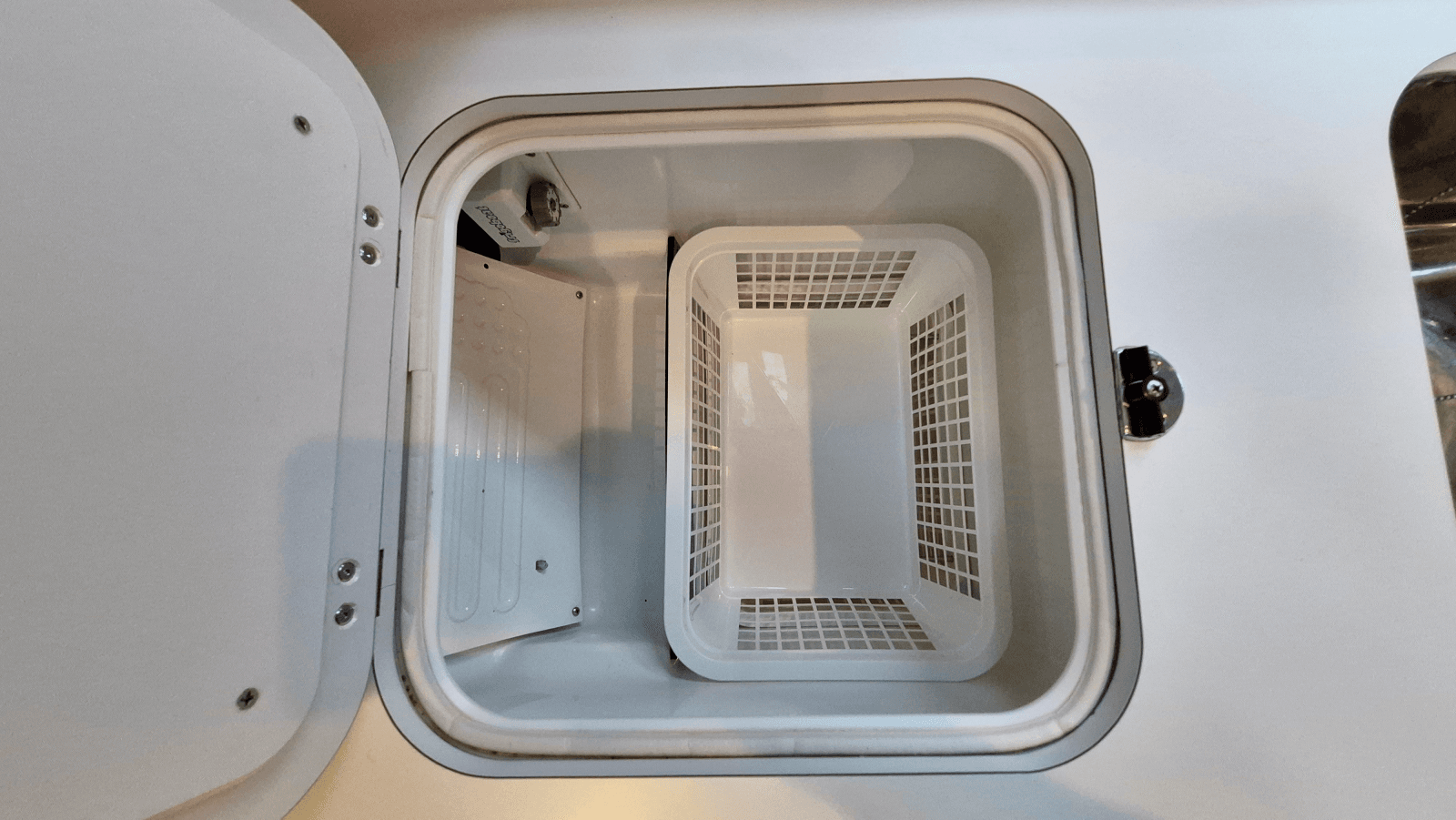 2005 Beneteau 323 - Photo 49