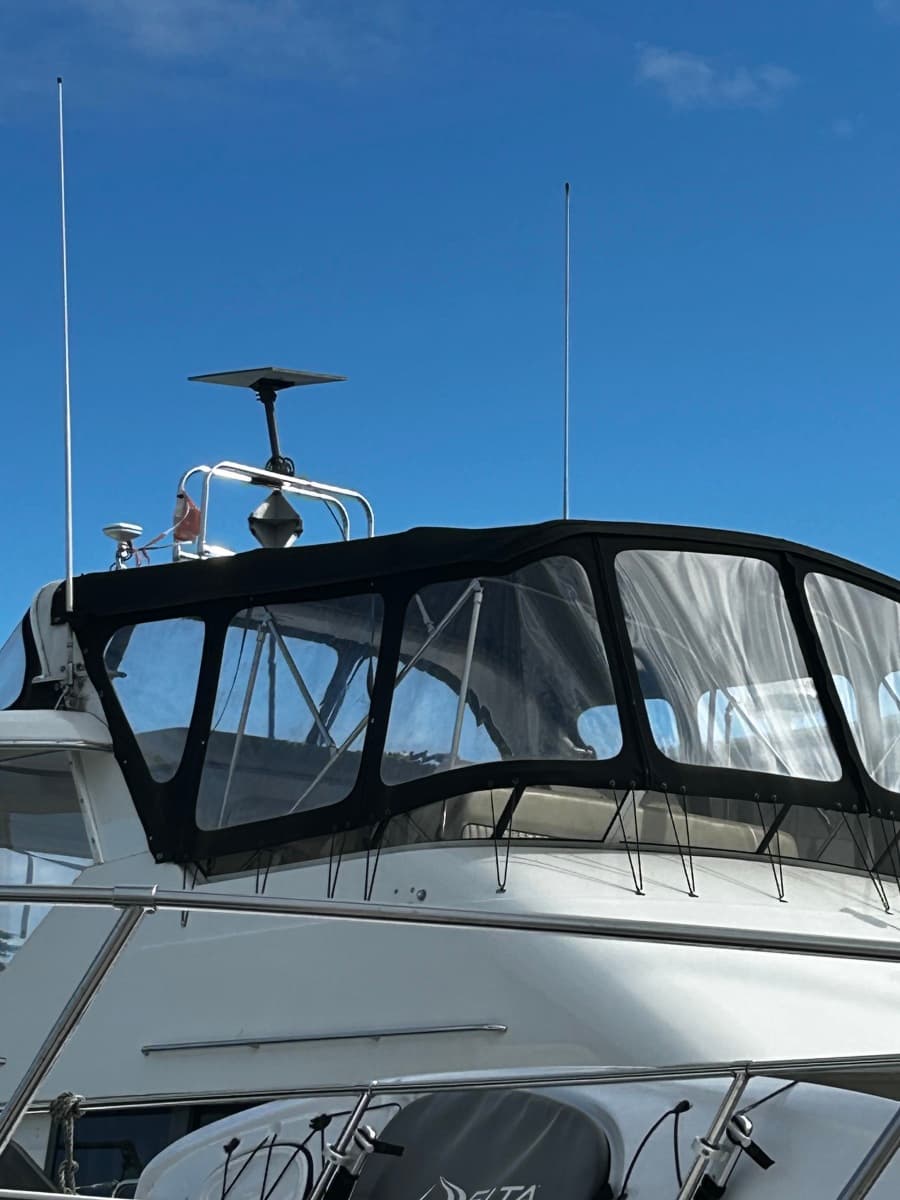 1994 Carver 390 - Photo 8