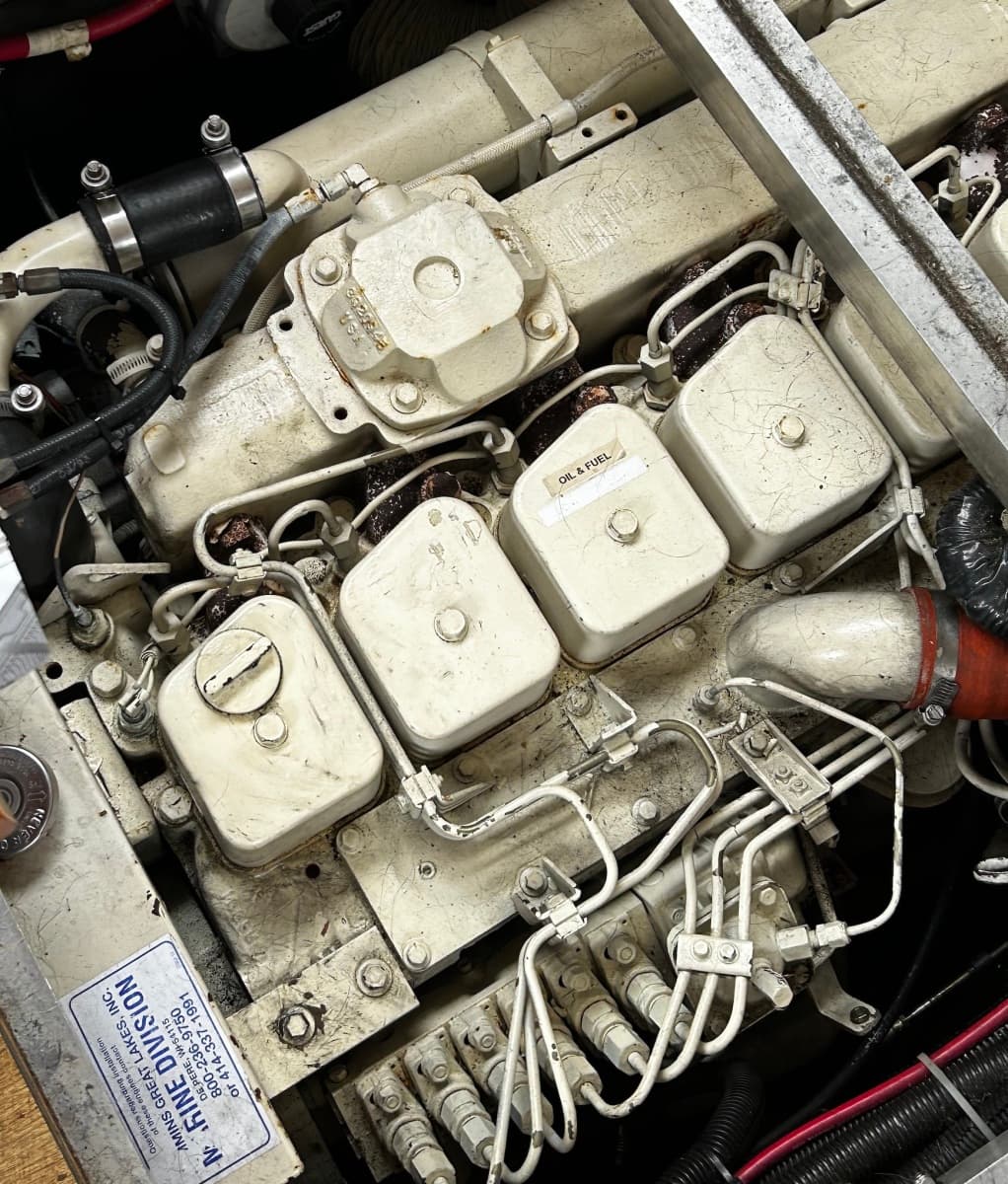 1994 Carver 390 - Photo 45