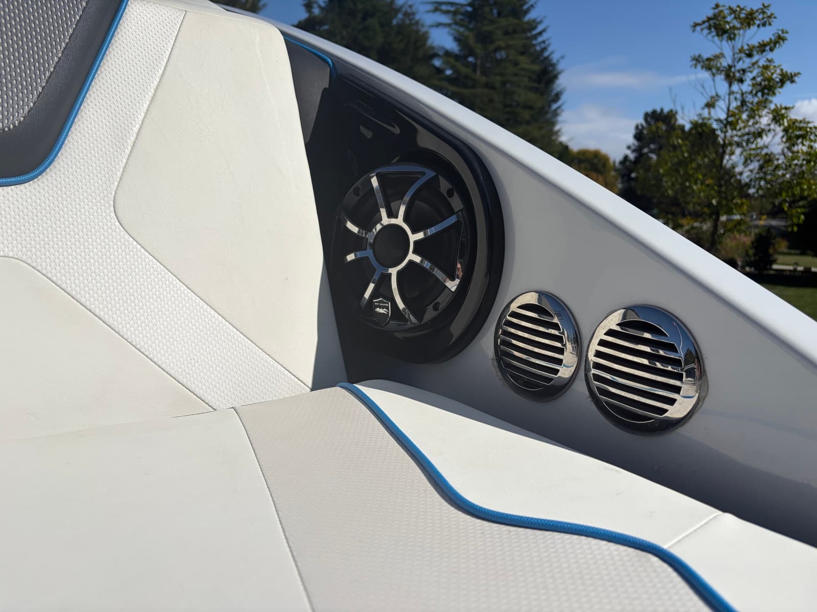 2023 Yamaha Boats 222xe - Photo 8