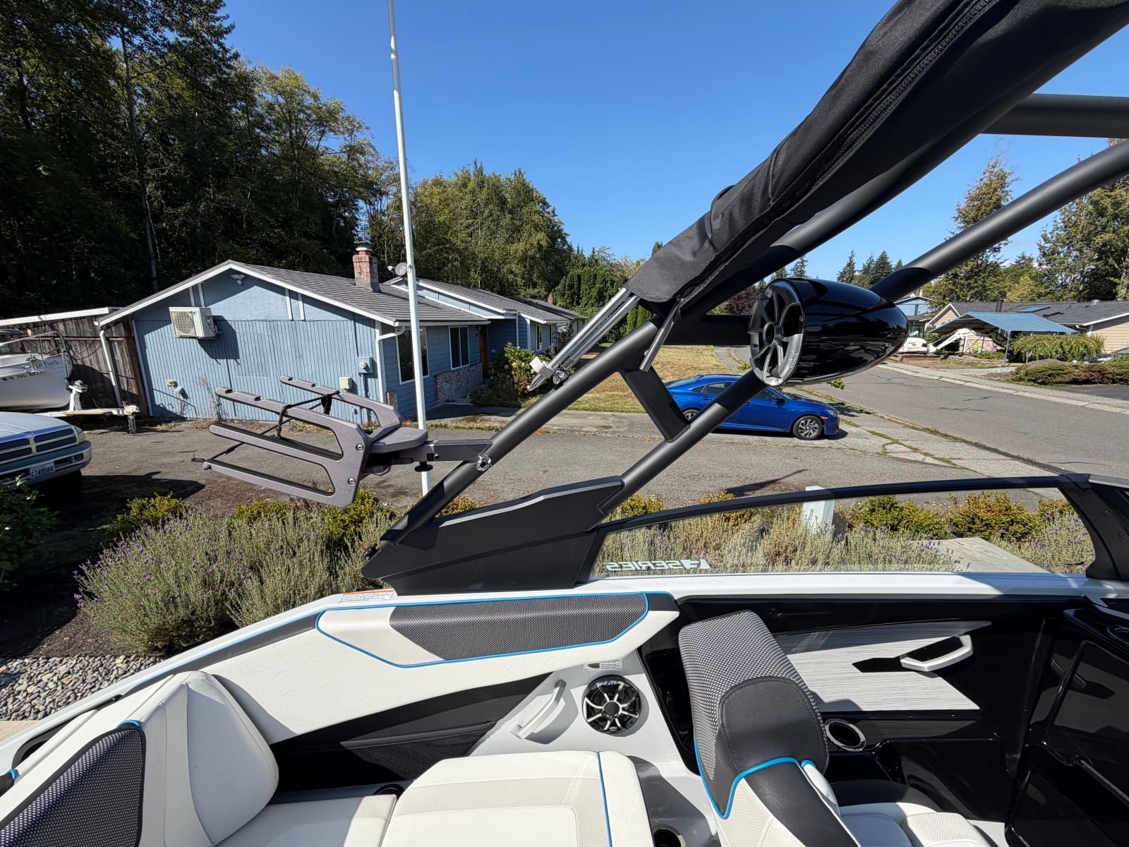 2023 Yamaha Boats 222xe - Photo 13