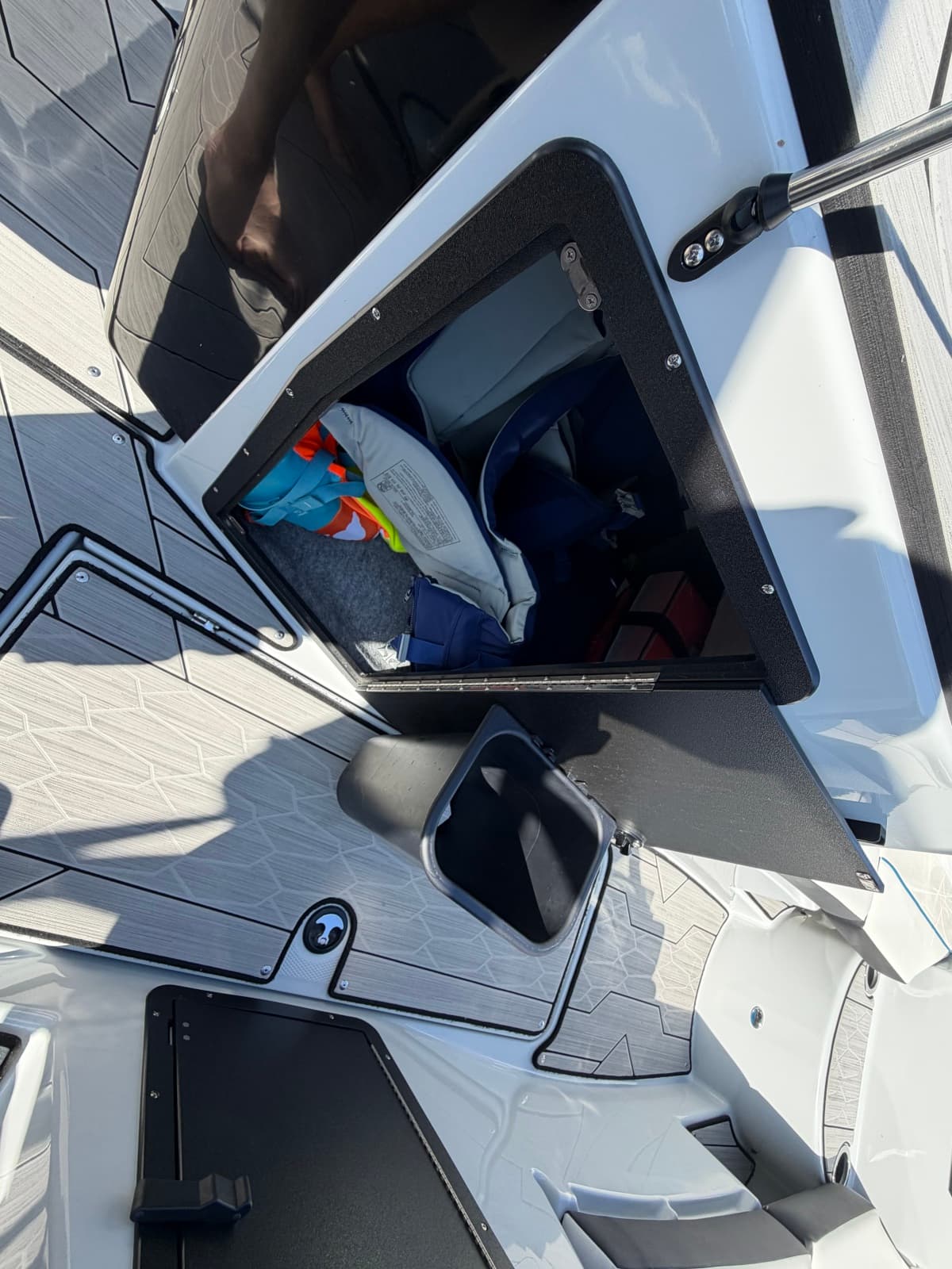 2023 Yamaha Boats 222xe - Photo 16