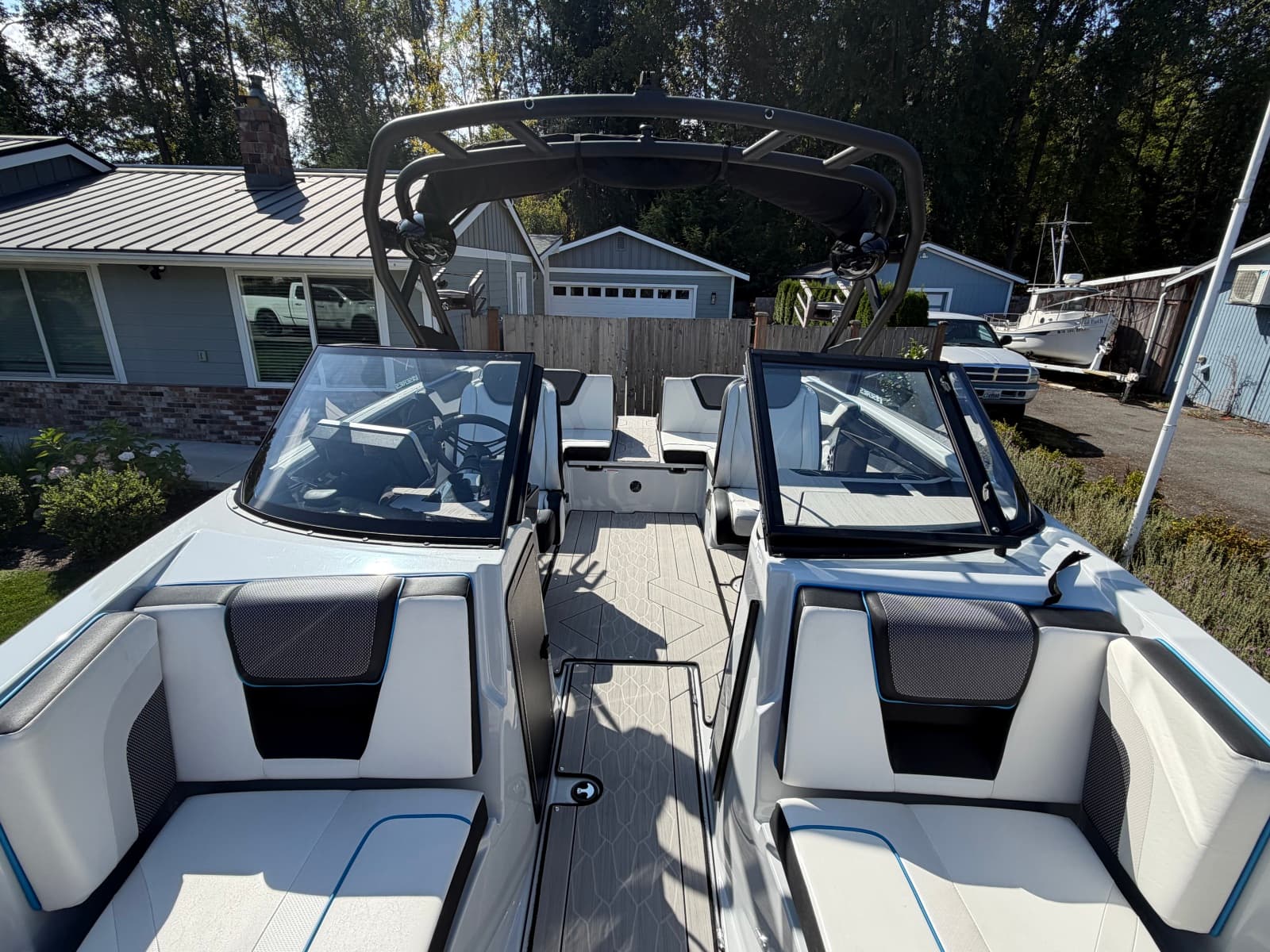 2023 Yamaha Boats 222xe - Photo 25