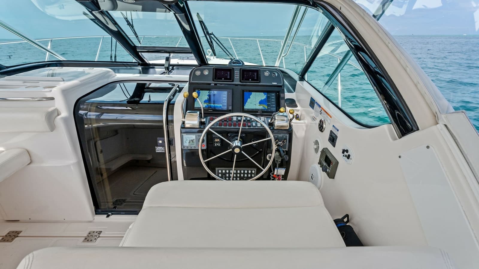2007 Tiara Yachts 32 Open - Photo 32