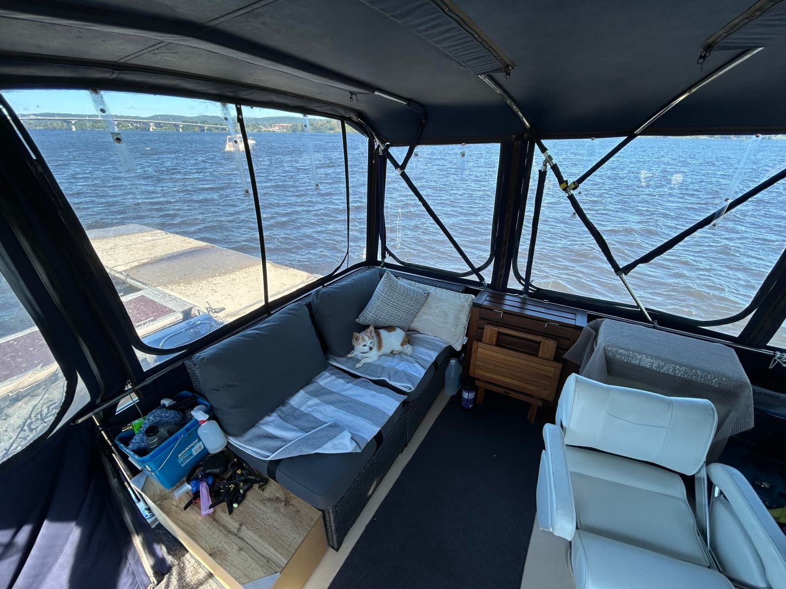 1976 Chris-Craft Catelina 350 - Photo 5