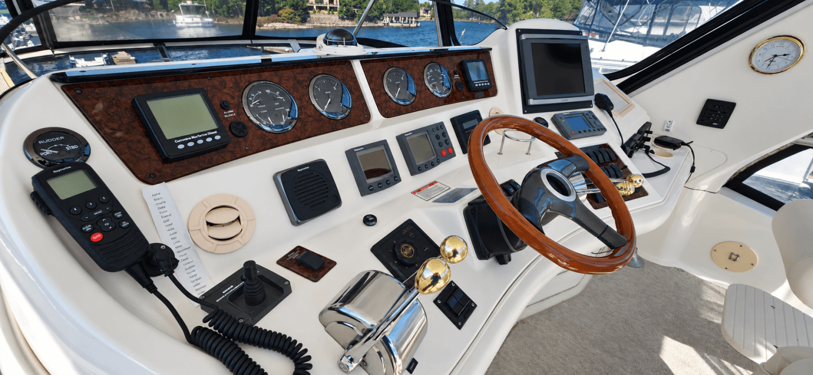 2003 Sea Ray 480 Sedan Bridge - Photo 13