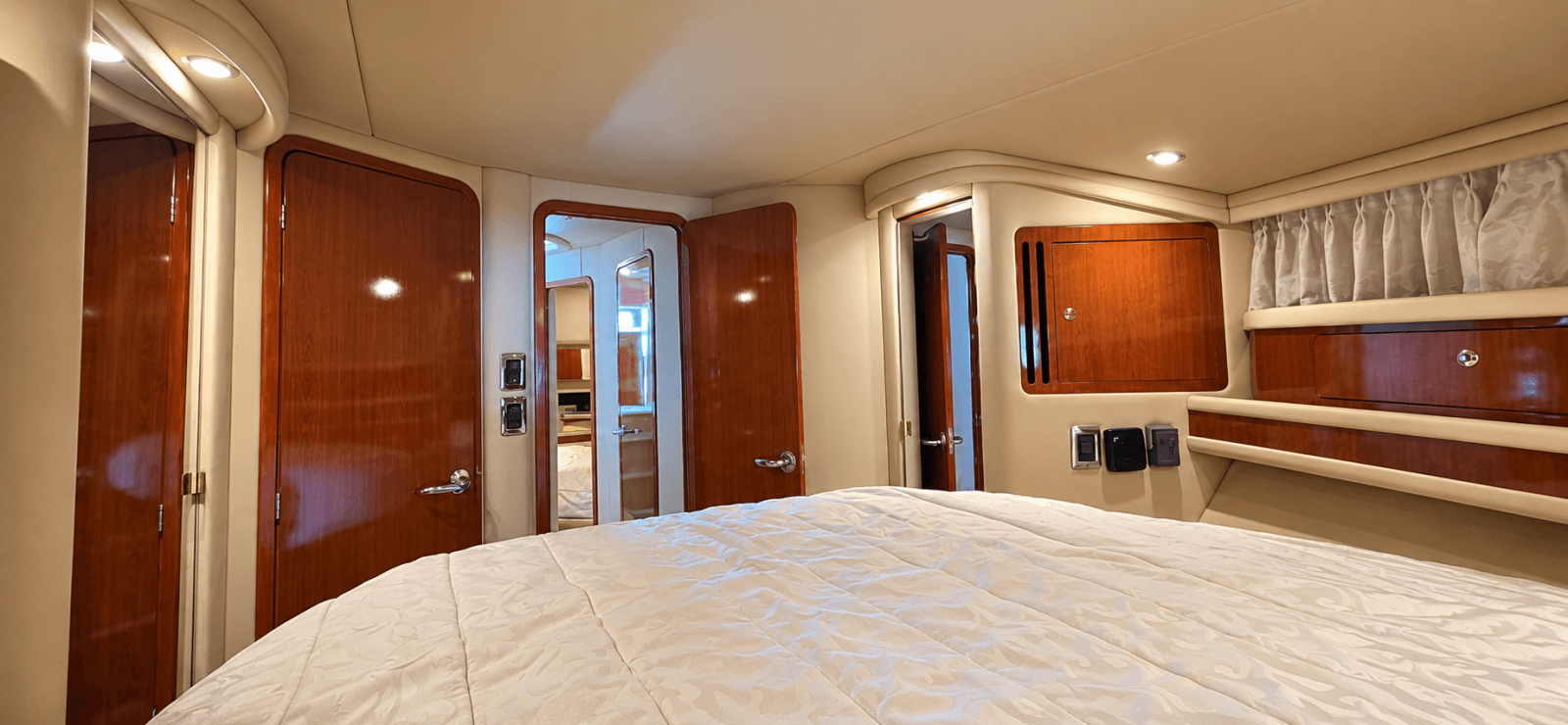 2003 Sea Ray 480 Sedan Bridge - Photo 41