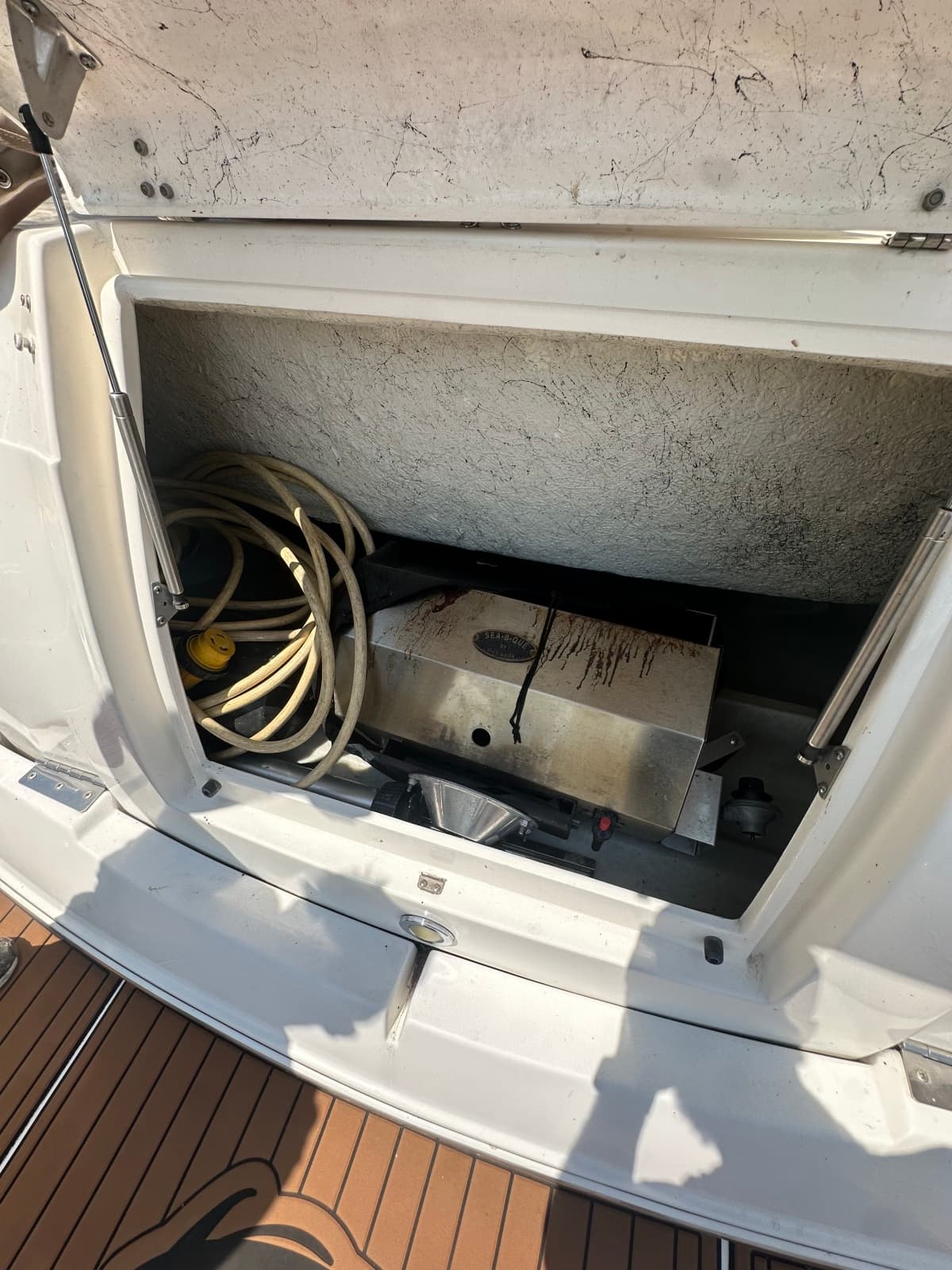 2006 Rinker 300 EC - Photo 12