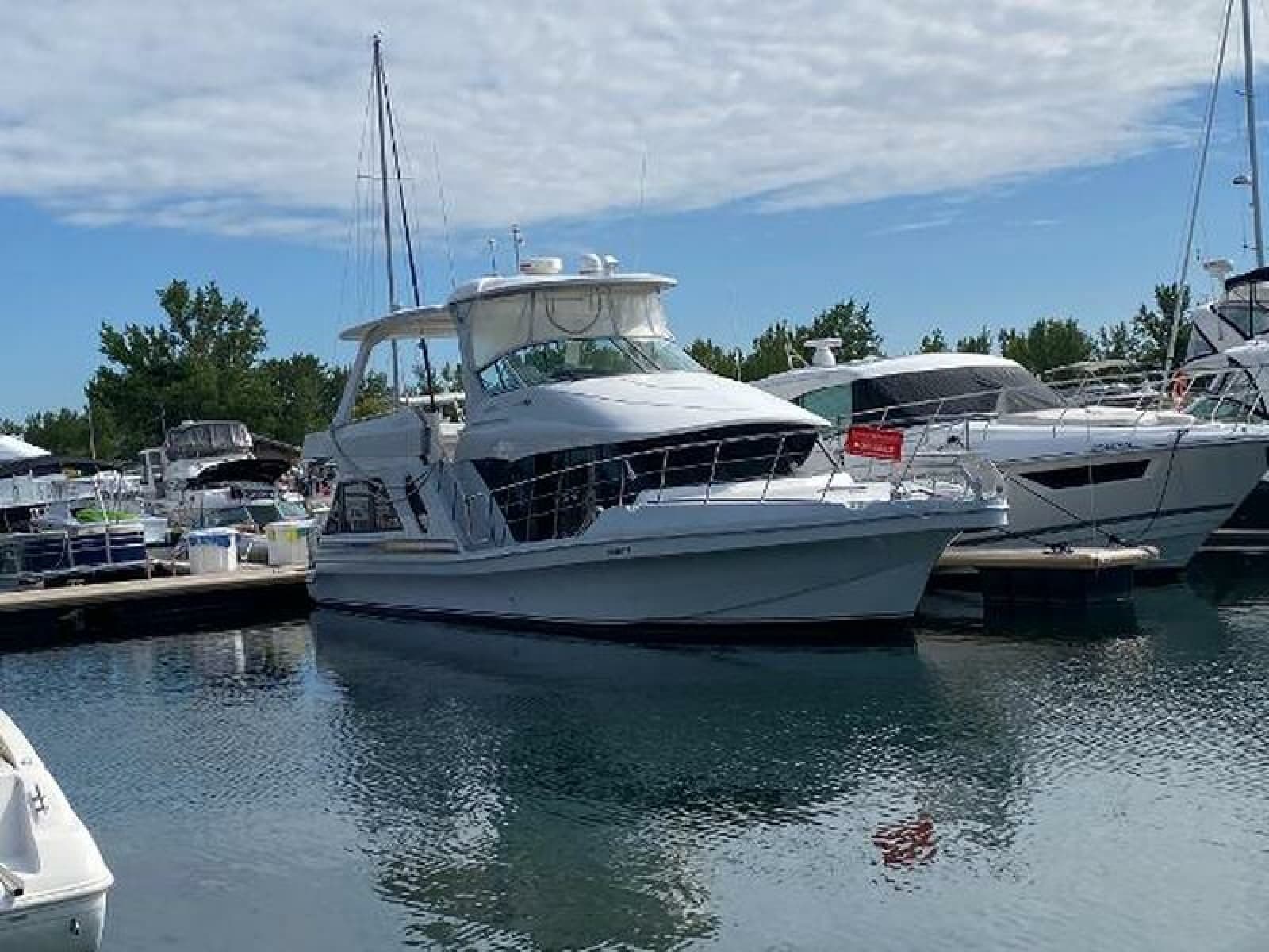 1999 Bluewater 5200 - Photo 2