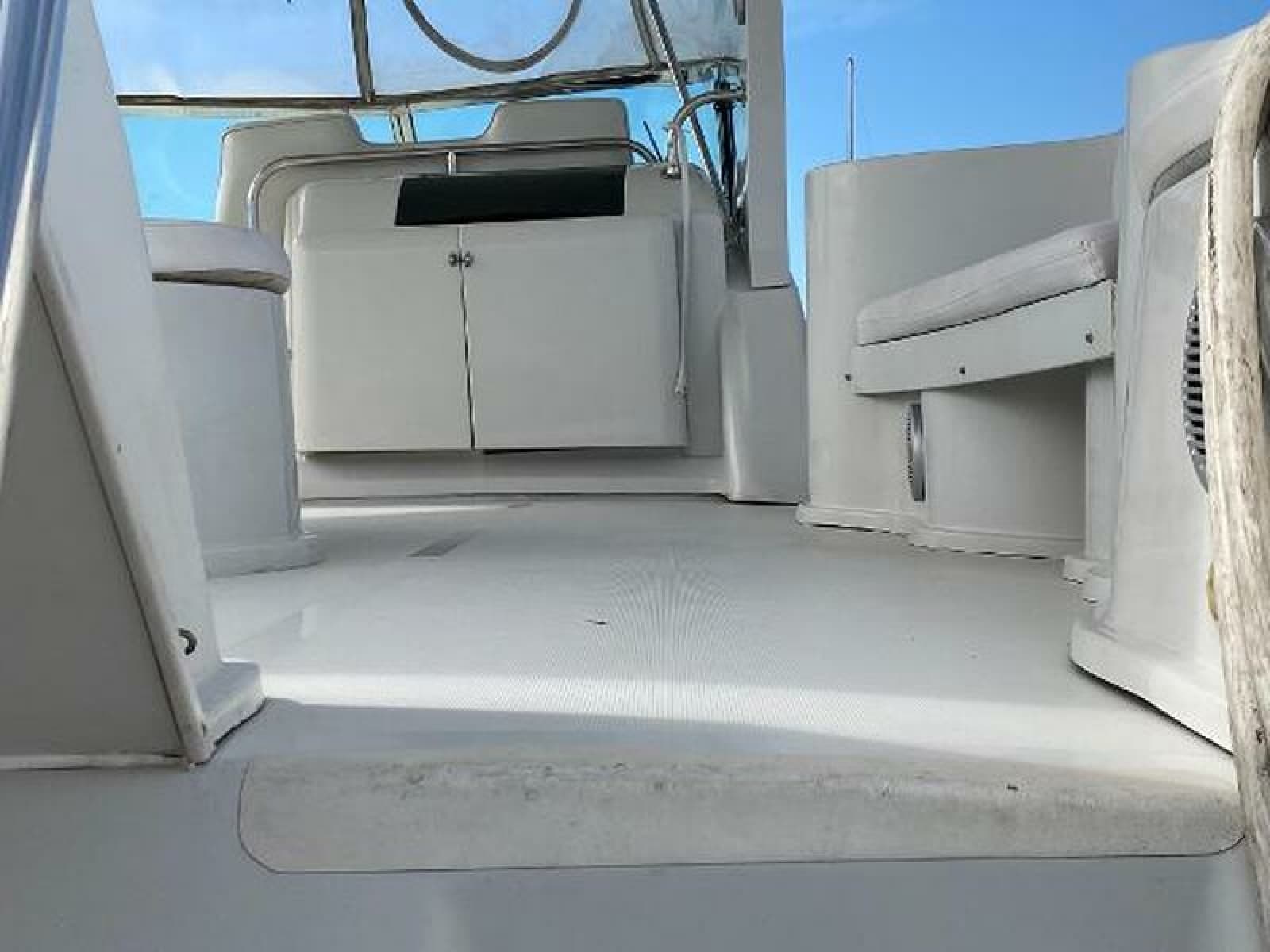 1999 Bluewater 5200 - Photo 7