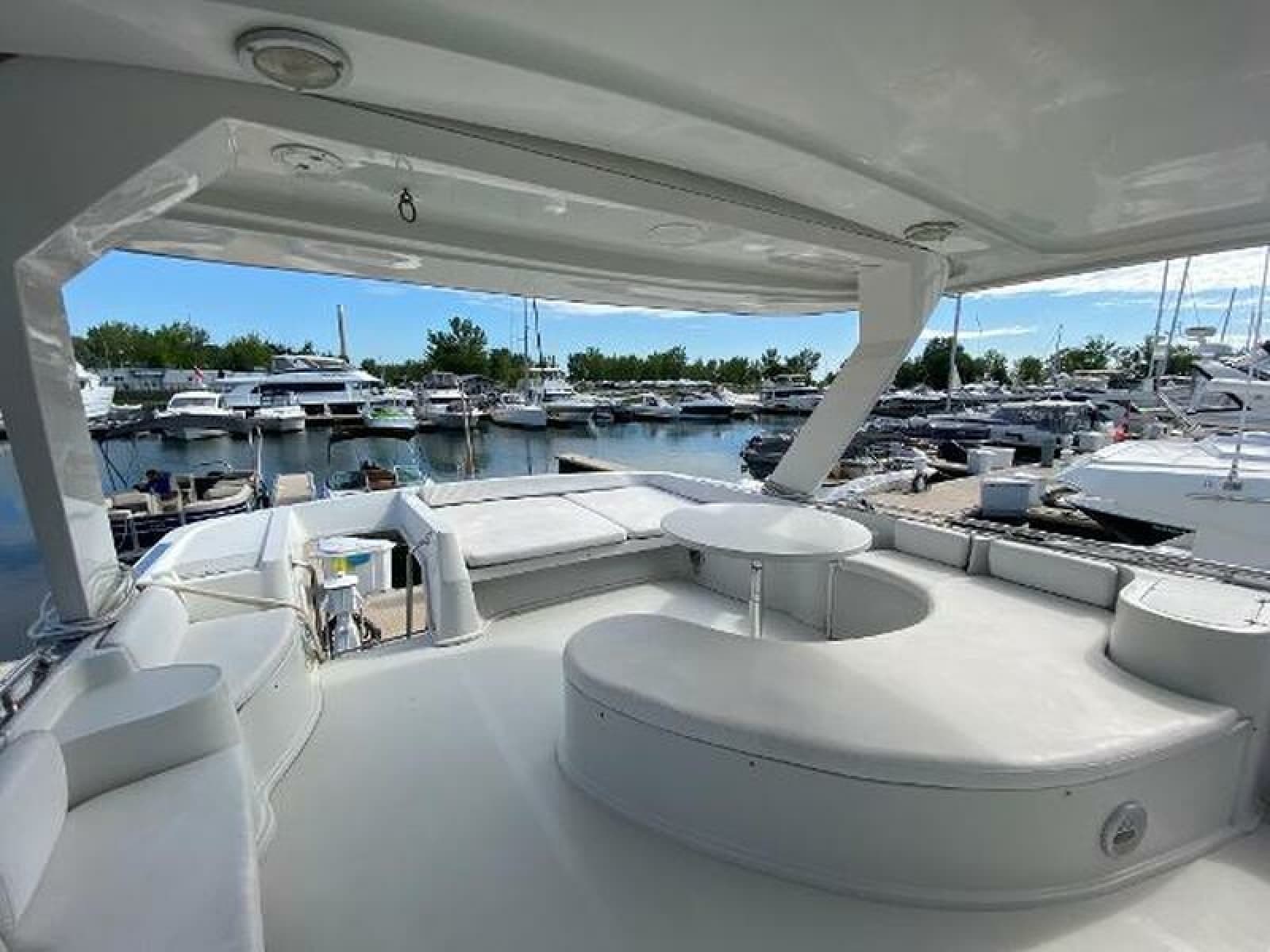 1999 Bluewater 5200 - Photo 9