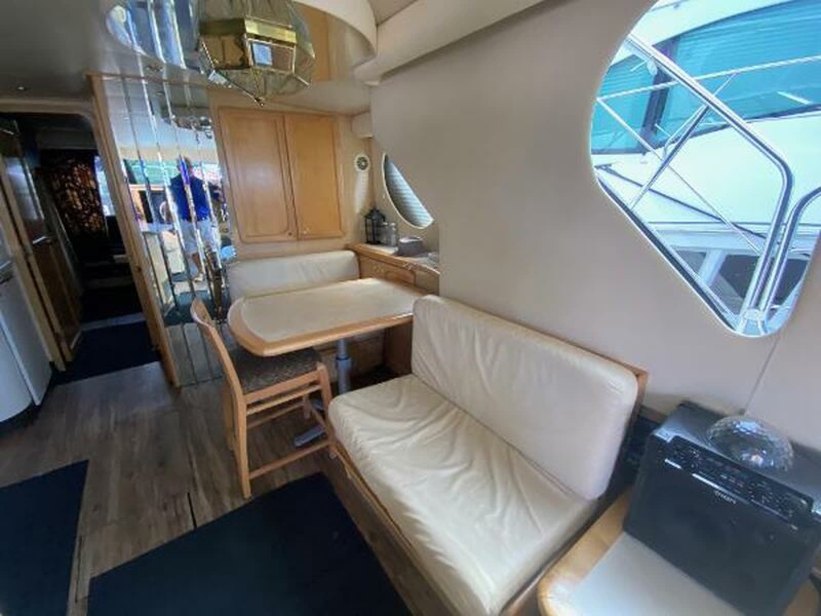 1999 Bluewater 5200 - Photo 19