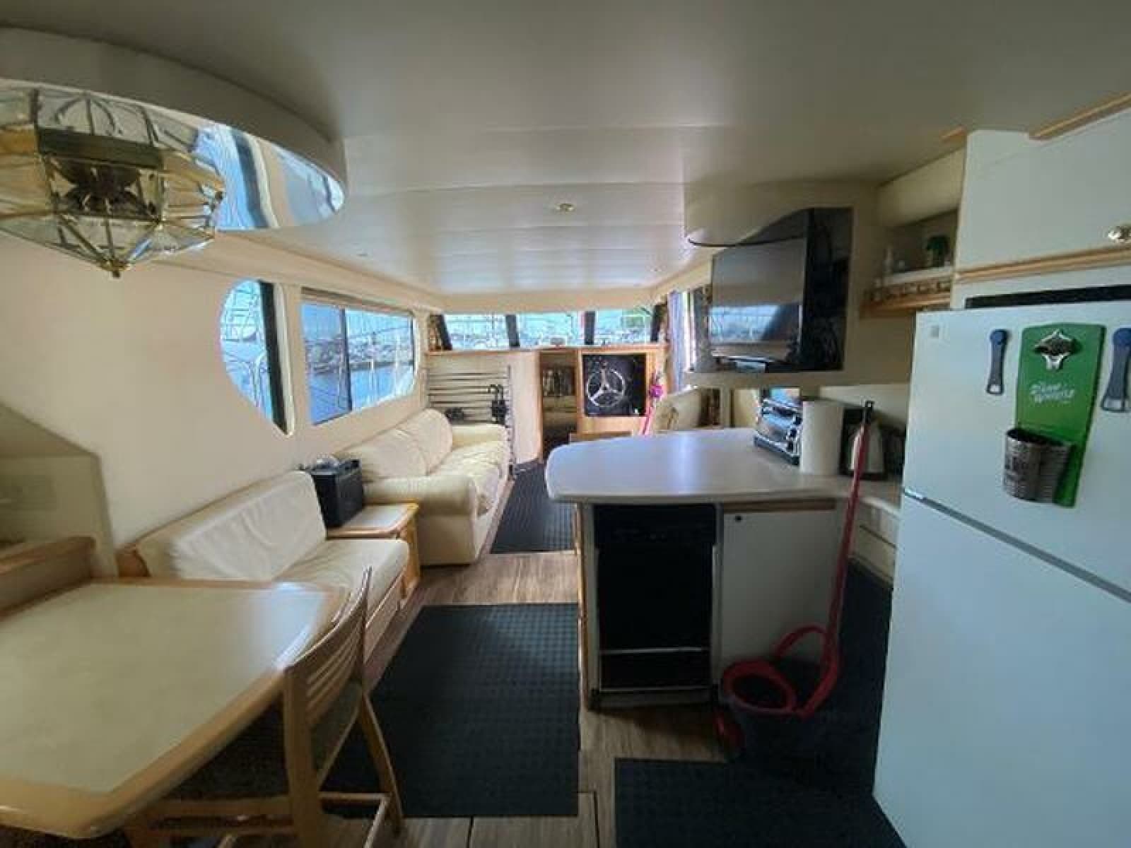 1999 Bluewater 5200 - Photo 26