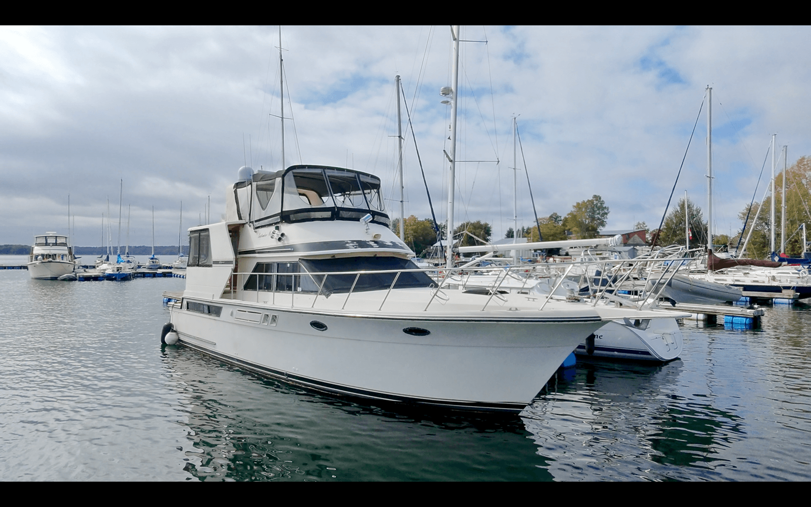1989 Carver 48 Californian - Photo 7