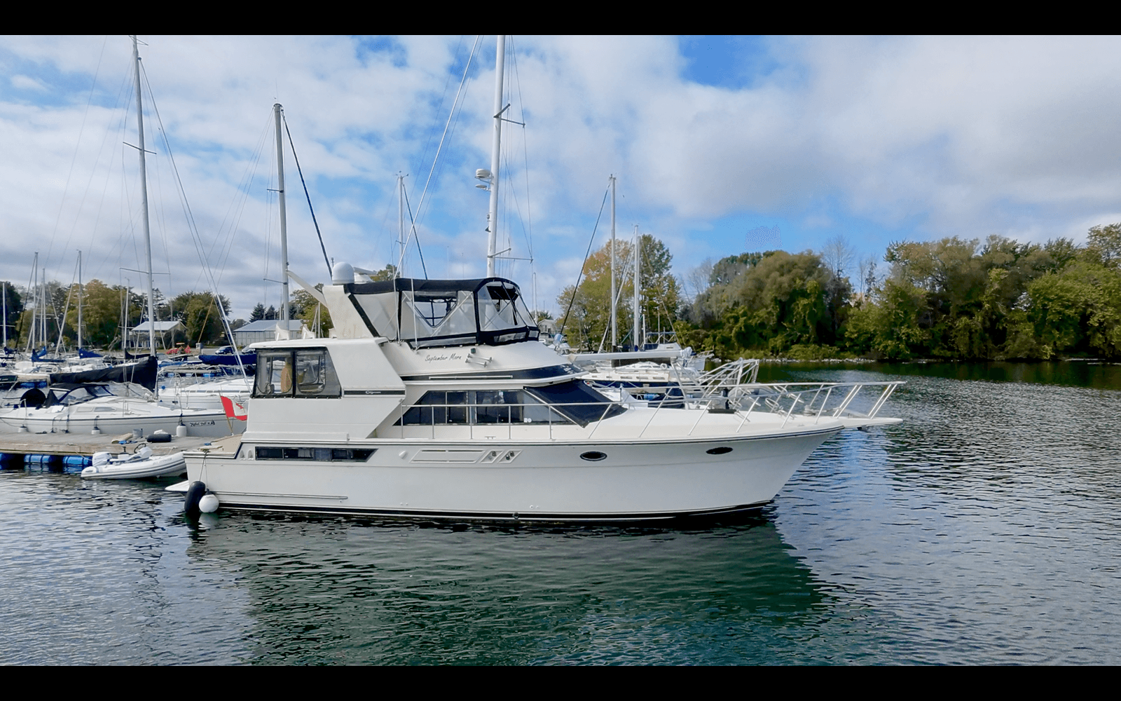1989 Carver 48 Californian - Photo 8